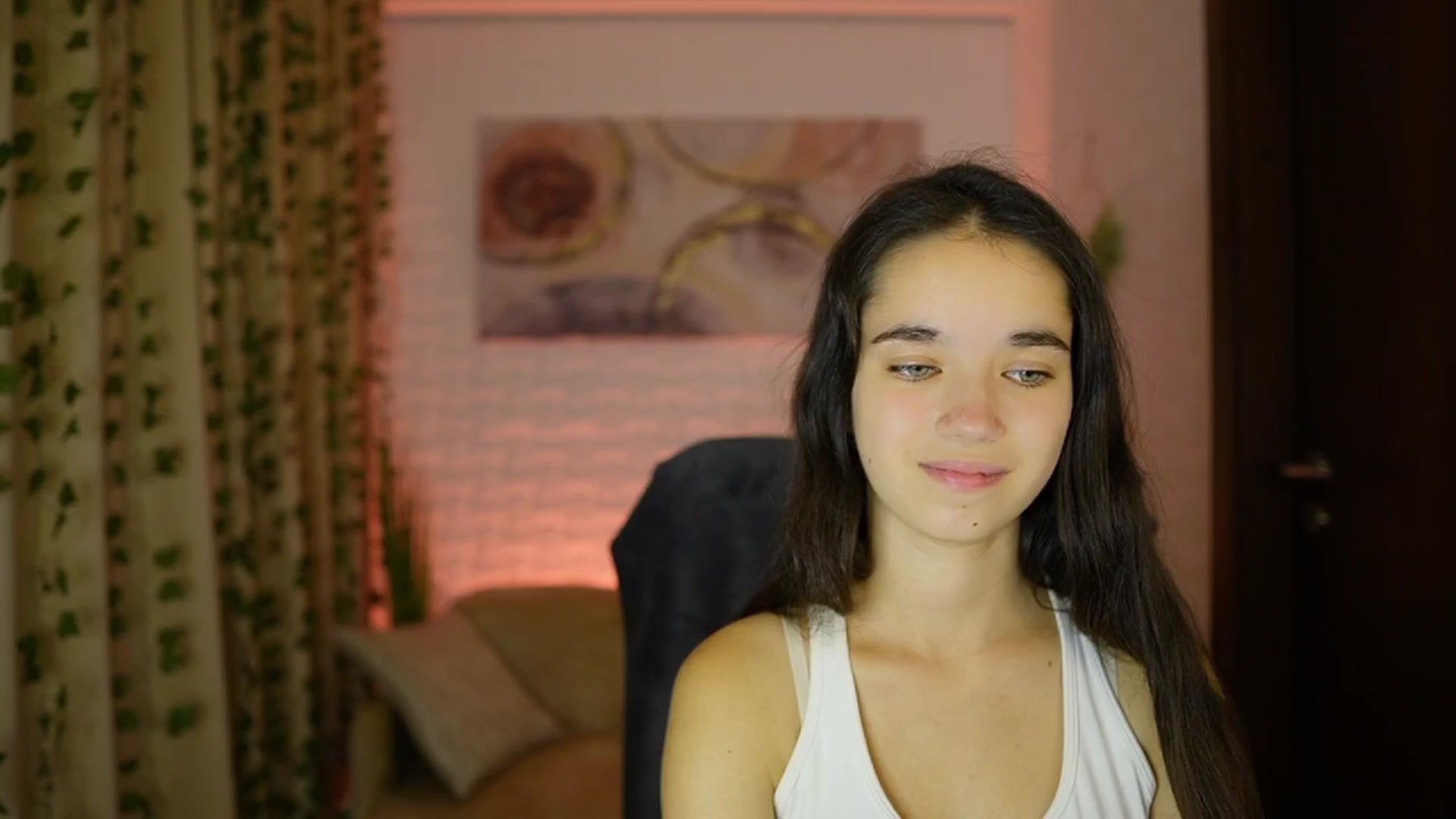Gallery image thumbnail from Gia_Paige18's myfreecams stream on, 10/06/2024, 17:43 image 8 of 20