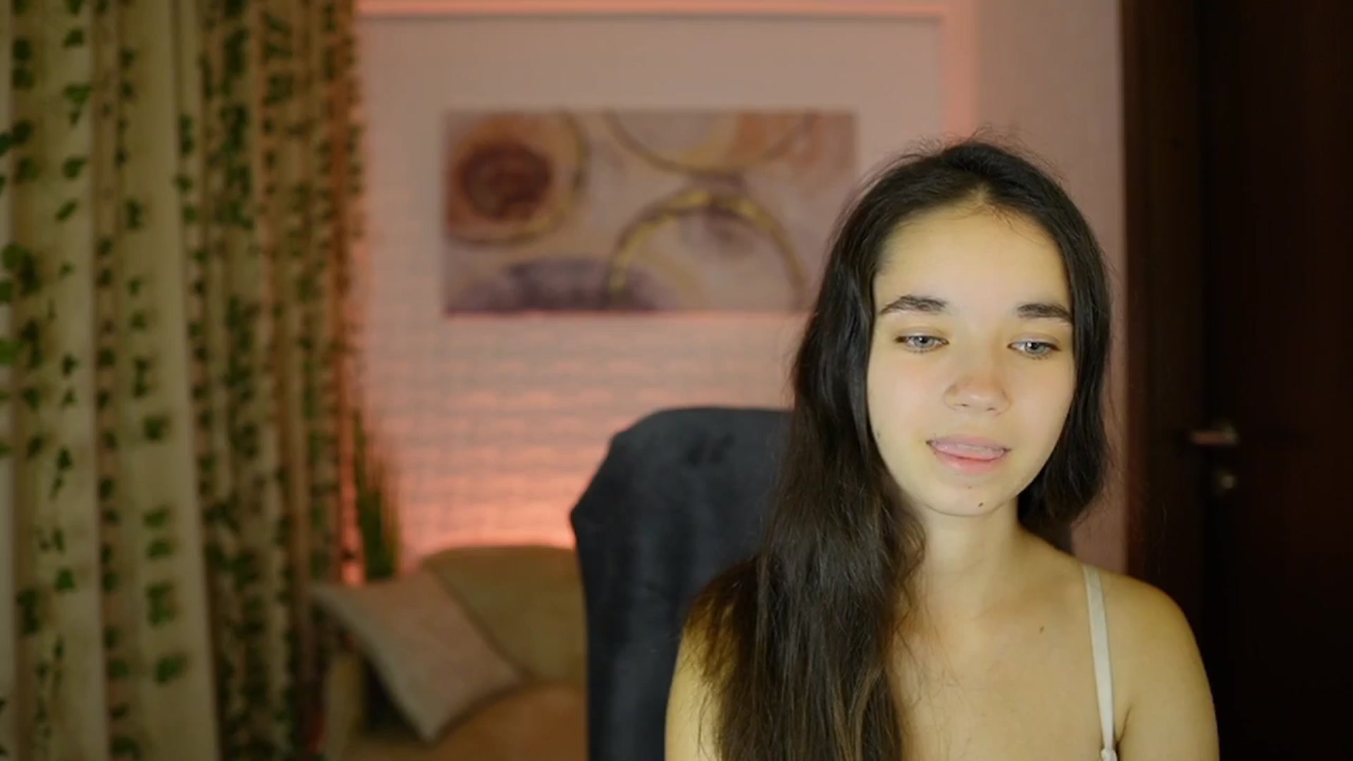 Gallery image thumbnail from Gia_Paige18's myfreecams stream on, 10/06/2024, 17:43 image 20 of 20