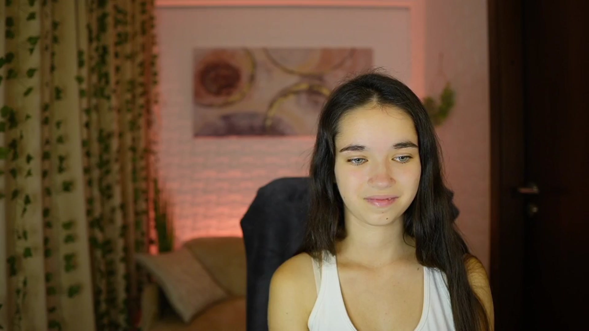 Gallery image thumbnail from Gia_Paige18's myfreecams stream on, 10/06/2024, 17:43 image 11 of 20
