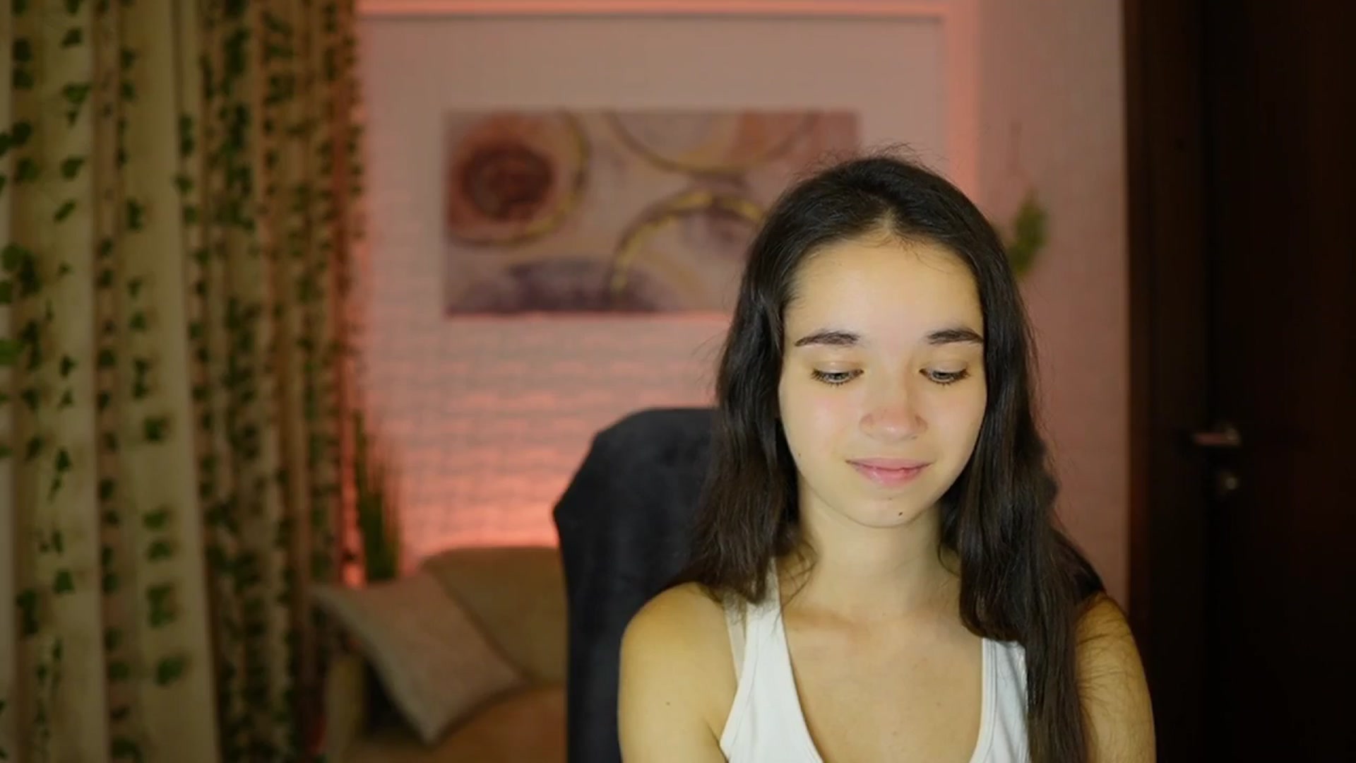Gallery image thumbnail from Gia_Paige18's myfreecams stream on, 10/06/2024, 17:43 image 17 of 20
