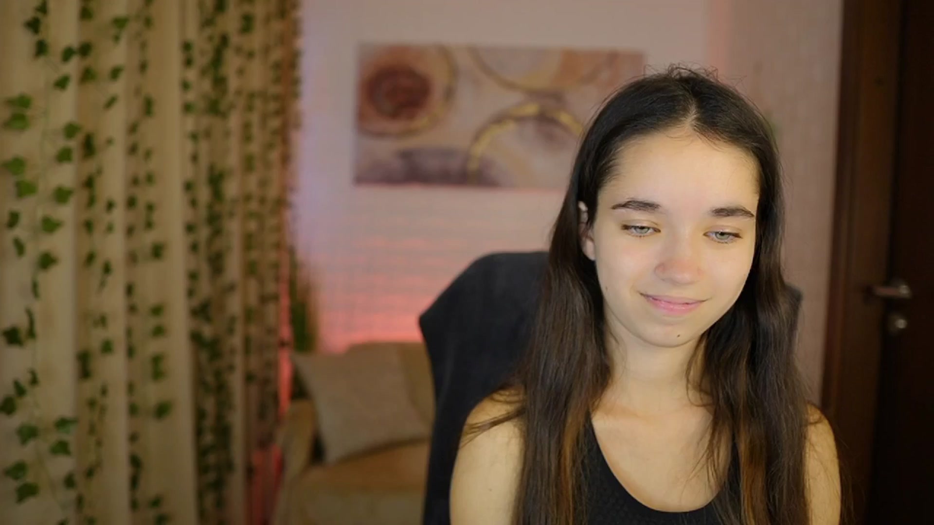 Gallery image thumbnail from Gia_Paige18's myfreecams stream on, 10/08/2024, 09:36 image 19 of 20