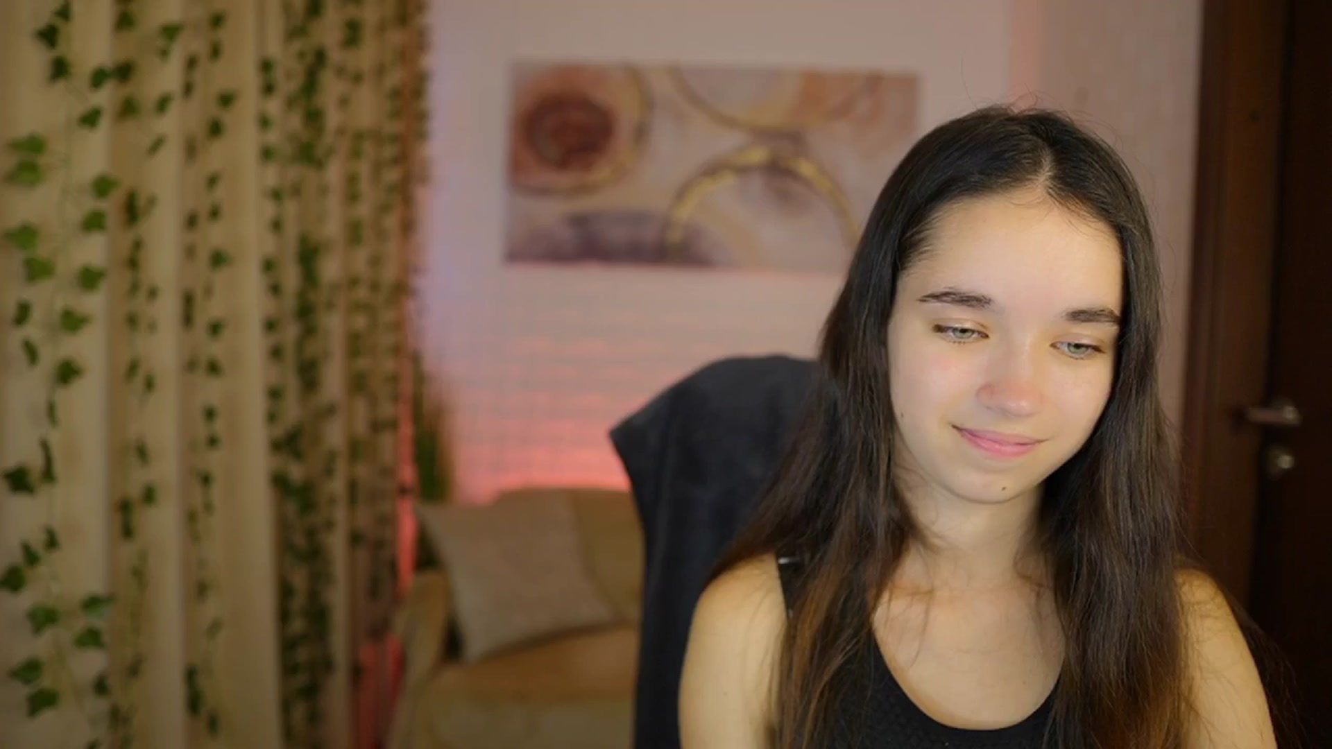 Gallery image thumbnail from Gia_Paige18's myfreecams stream on, 10/08/2024, 12:30 image 15 of 20