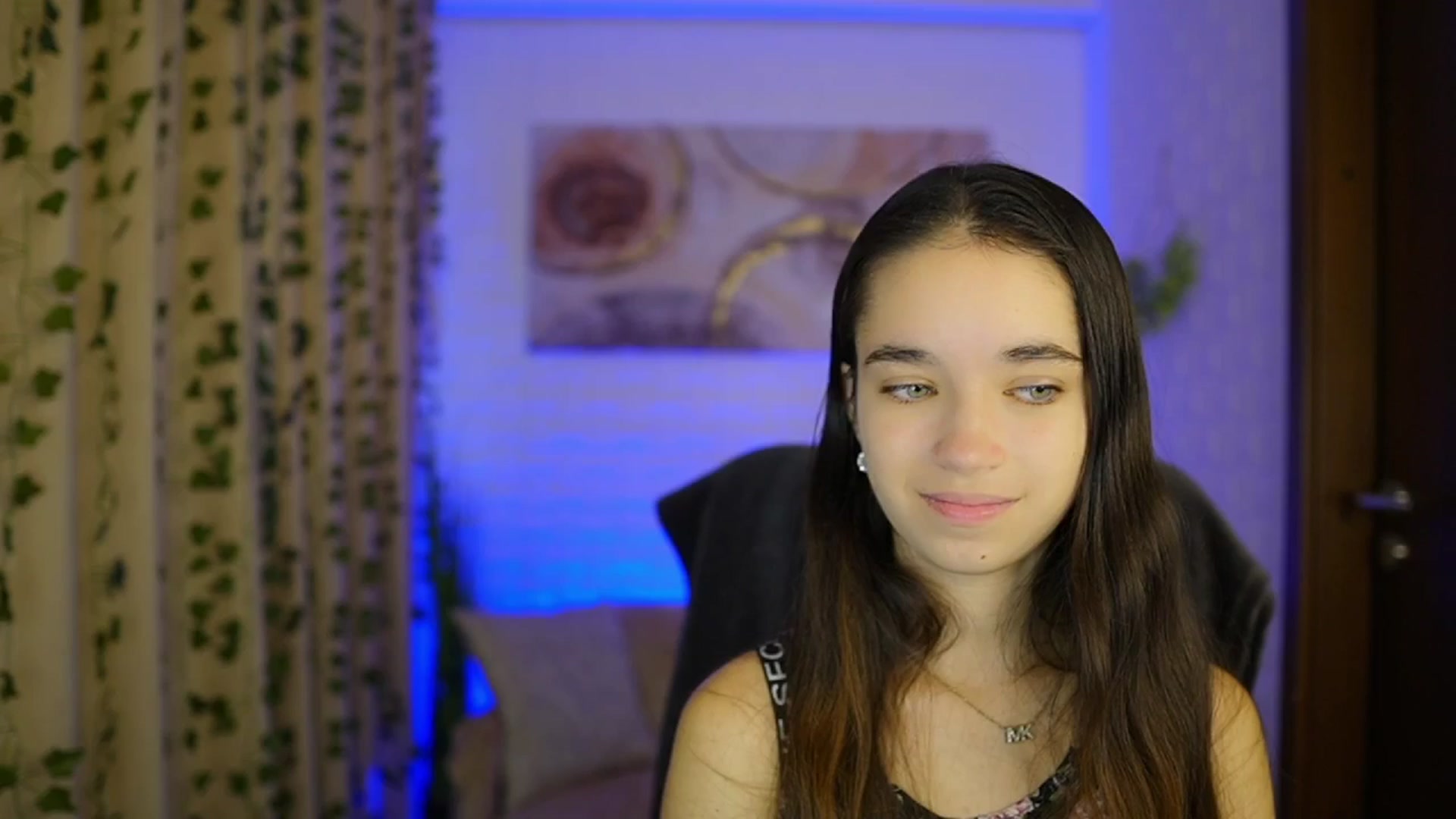Gallery image thumbnail from Gia_Paige18's myfreecams stream on, 10/13/2024, 08:52 image 12 of 20