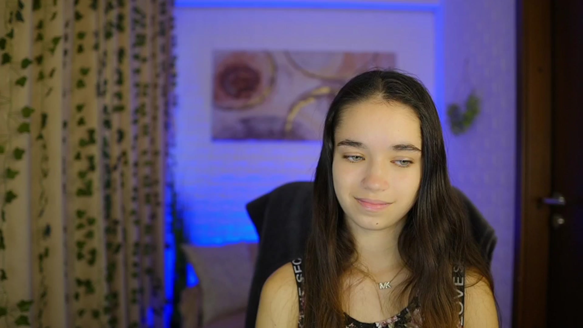 Gallery image thumbnail from Gia_Paige18's myfreecams stream on, 10/13/2024, 10:09 image 8 of 20