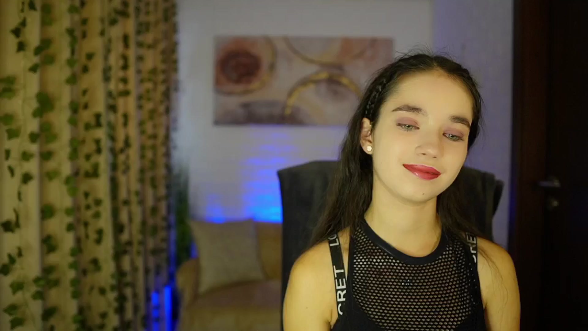 Gallery image thumbnail from Gia_Paige18's myfreecams stream on, 10/17/2024, 12:10 image 8 of 20