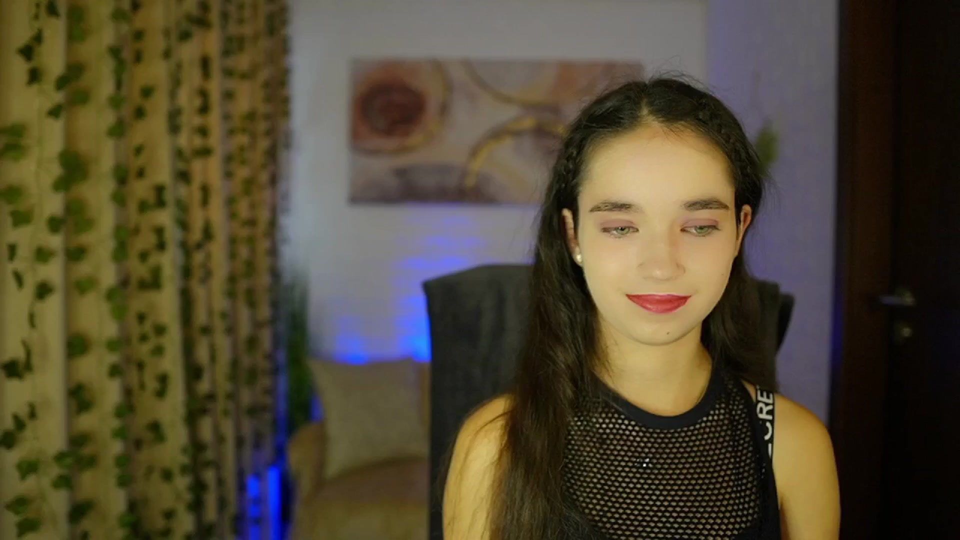 Gallery image thumbnail from Gia_Paige18's myfreecams stream on, 10/17/2024, 12:10 image 14 of 20