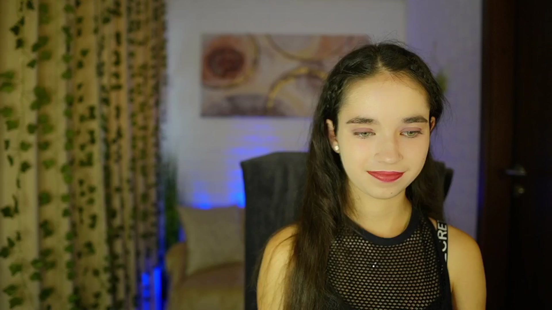 Gallery image thumbnail from Gia_Paige18's myfreecams stream on, 10/17/2024, 12:10 image 13 of 20