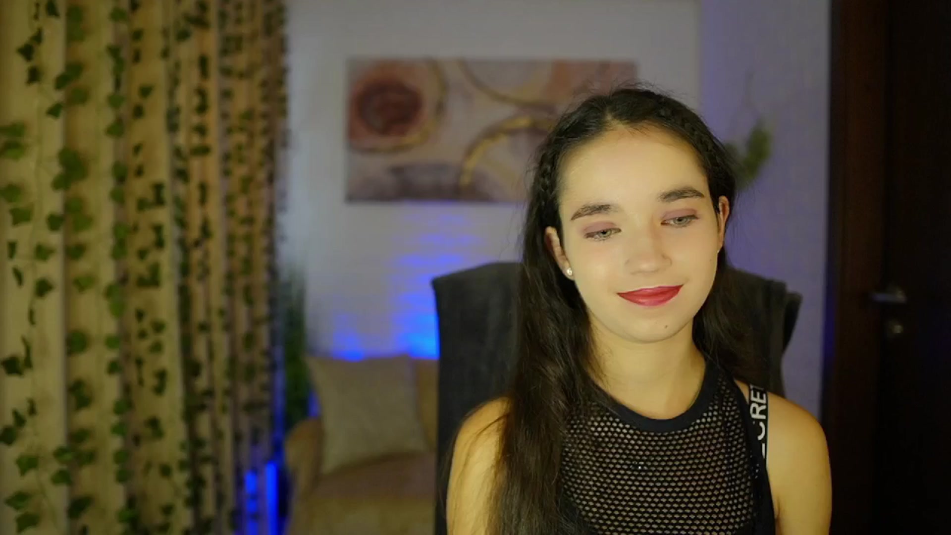 Gallery image thumbnail from Gia_Paige18's myfreecams stream on, 10/17/2024, 12:10 image 16 of 20