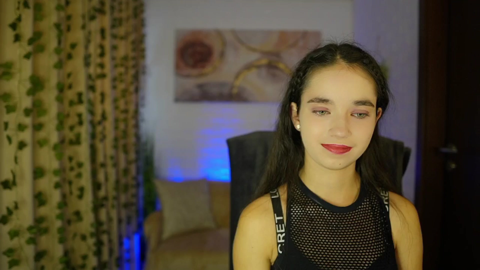 Gallery image thumbnail from Gia_Paige18's myfreecams stream on, 10/17/2024, 12:10 image 5 of 20
