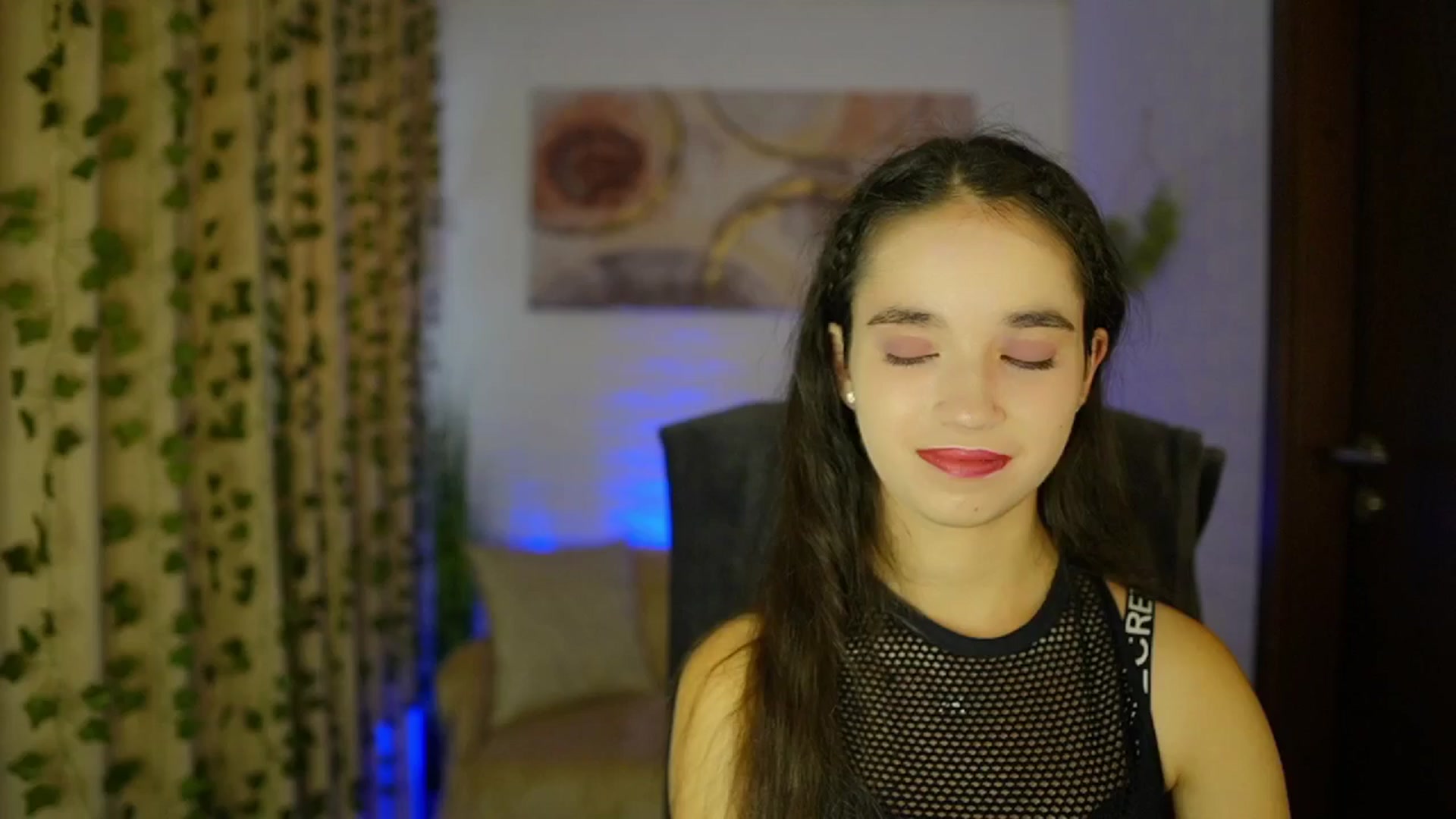 Gallery image thumbnail from Gia_Paige18's myfreecams stream on, 10/17/2024, 12:10 image 20 of 20