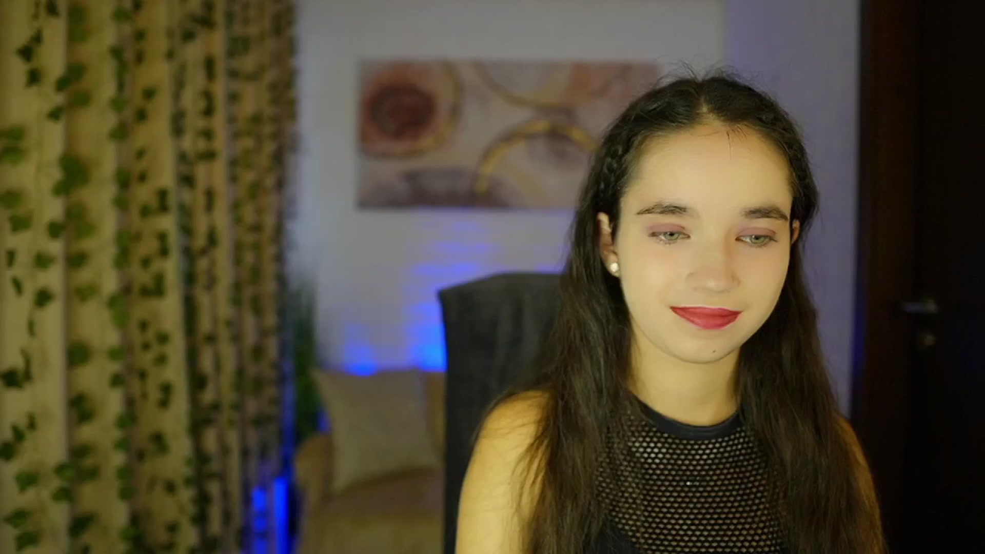 Gallery image thumbnail from Gia_Paige18's myfreecams stream on, 10/17/2024, 12:48 image 9 of 20