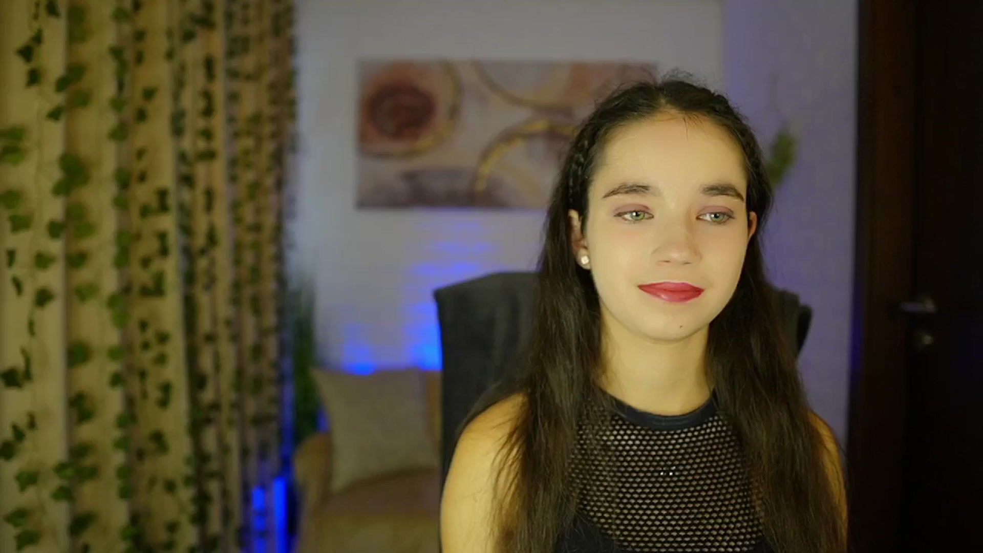 Gallery image thumbnail from Gia_Paige18's myfreecams stream on, 10/17/2024, 12:48 image 19 of 20