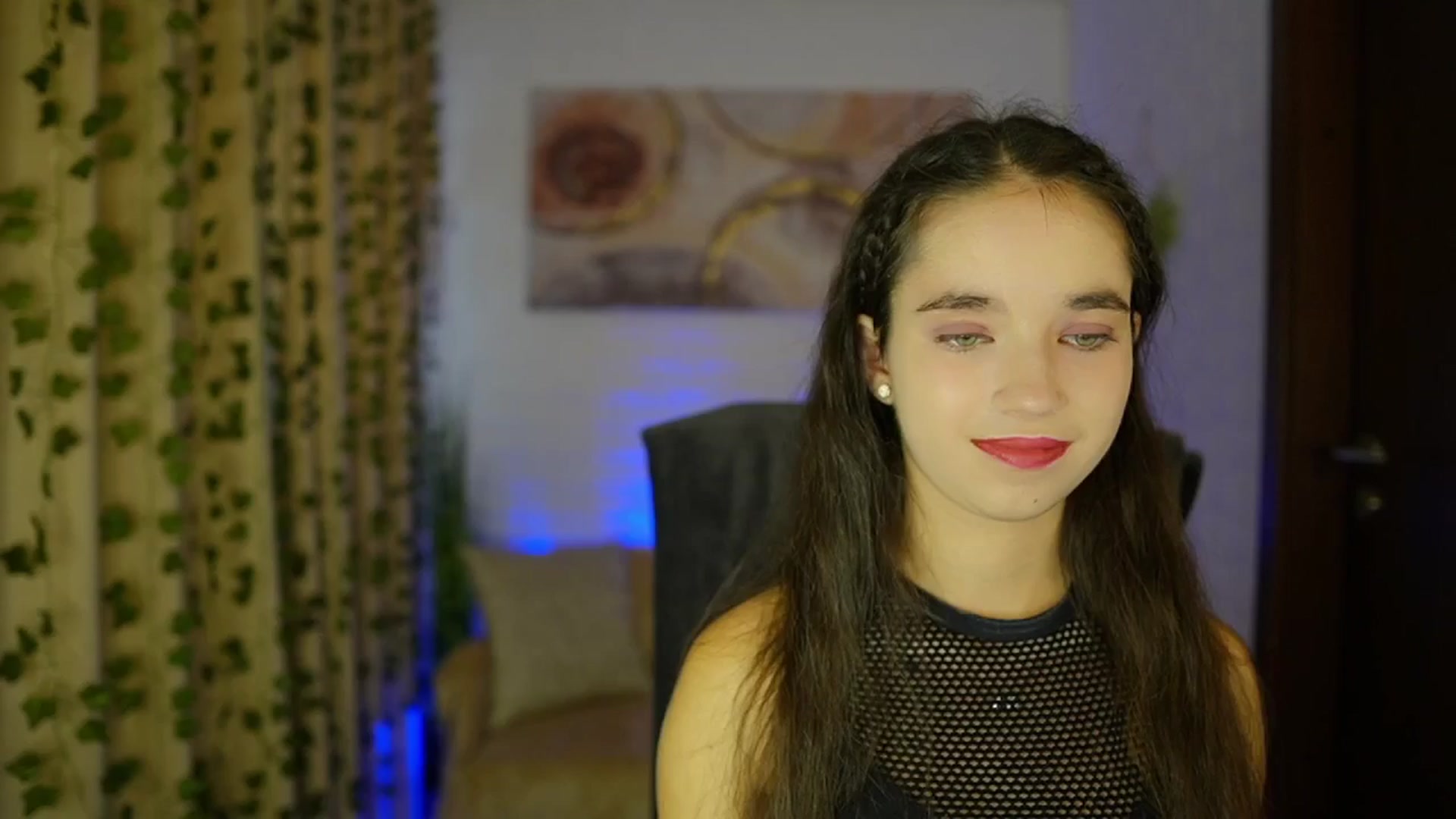 Gallery image thumbnail from Gia_Paige18's myfreecams stream on, 10/17/2024, 12:48 image 16 of 20