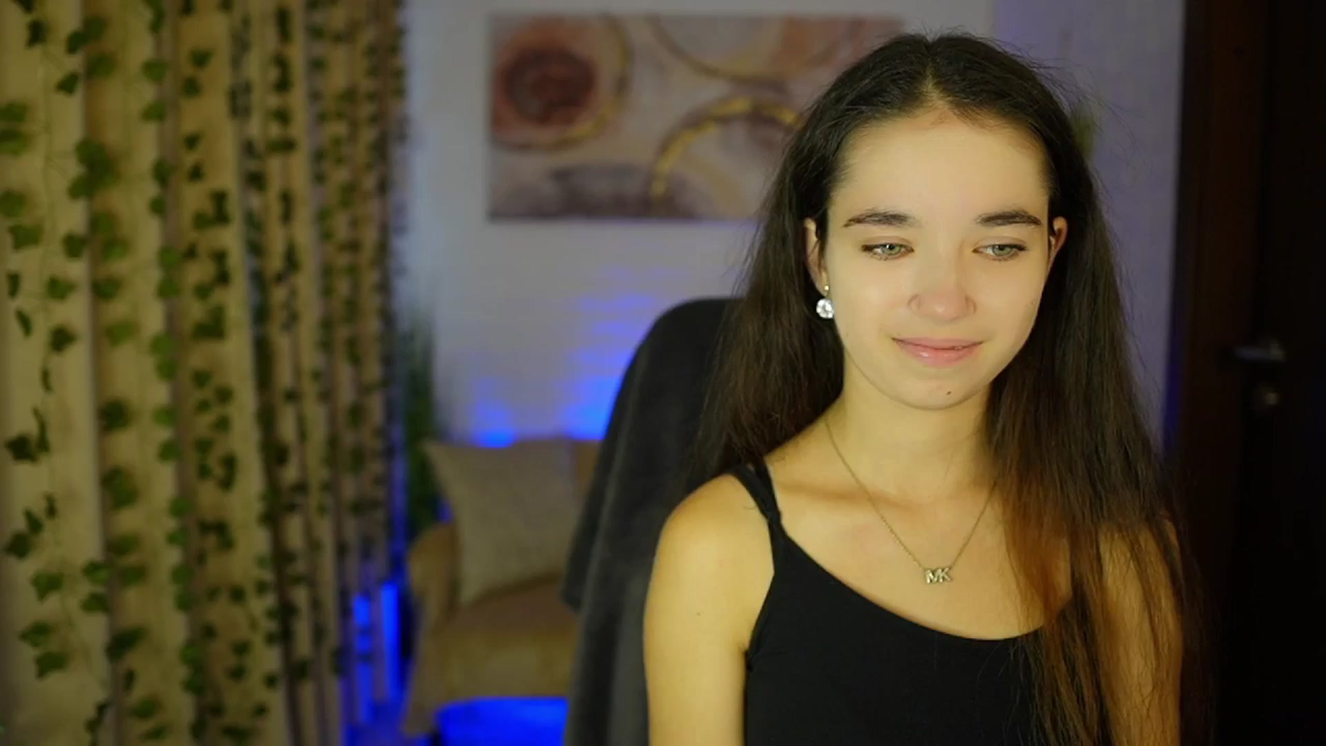 Gallery image thumbnail from Gia_Paige18's myfreecams stream on, 10/19/2024, 14:20 image 2 of 20