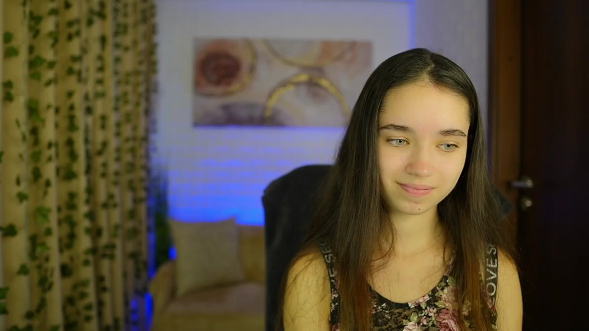 Gallery image thumbnail from Gia_Paige18's myfreecams stream on, 10/27/2024, 10:11 image 11 of 20