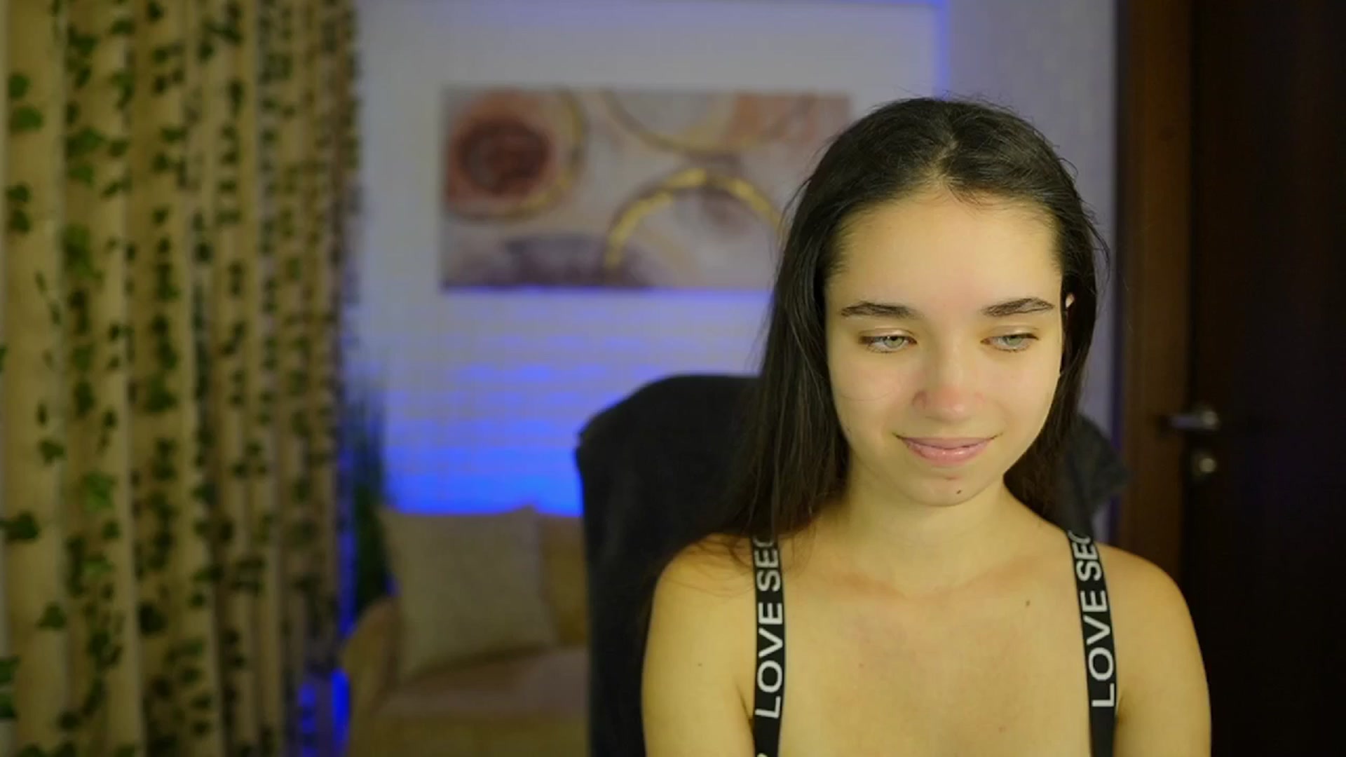 Gallery image thumbnail from Gia_Paige18's myfreecams stream on, 10/27/2024, 10:38 image 9 of 20