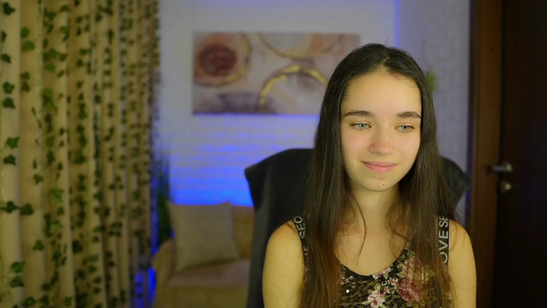 Gallery image thumbnail from Gia_Paige18's myfreecams stream on, 10/27/2024, 14:58 image 10 of 20