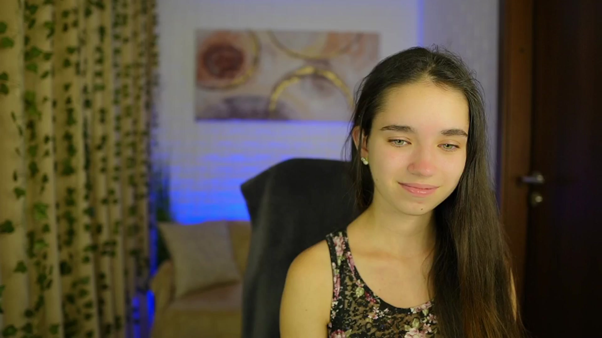 Gallery image thumbnail from Gia_Paige18's myfreecams stream on, 10/27/2024, 17:14 image 2 of 20