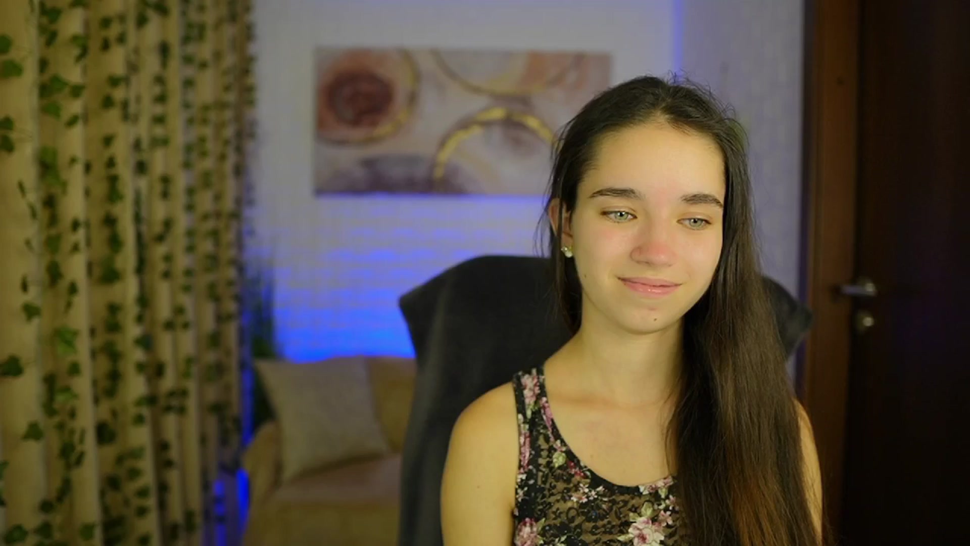 Gallery image thumbnail from Gia_Paige18's myfreecams stream on, 10/27/2024, 17:14 image 1 of 20