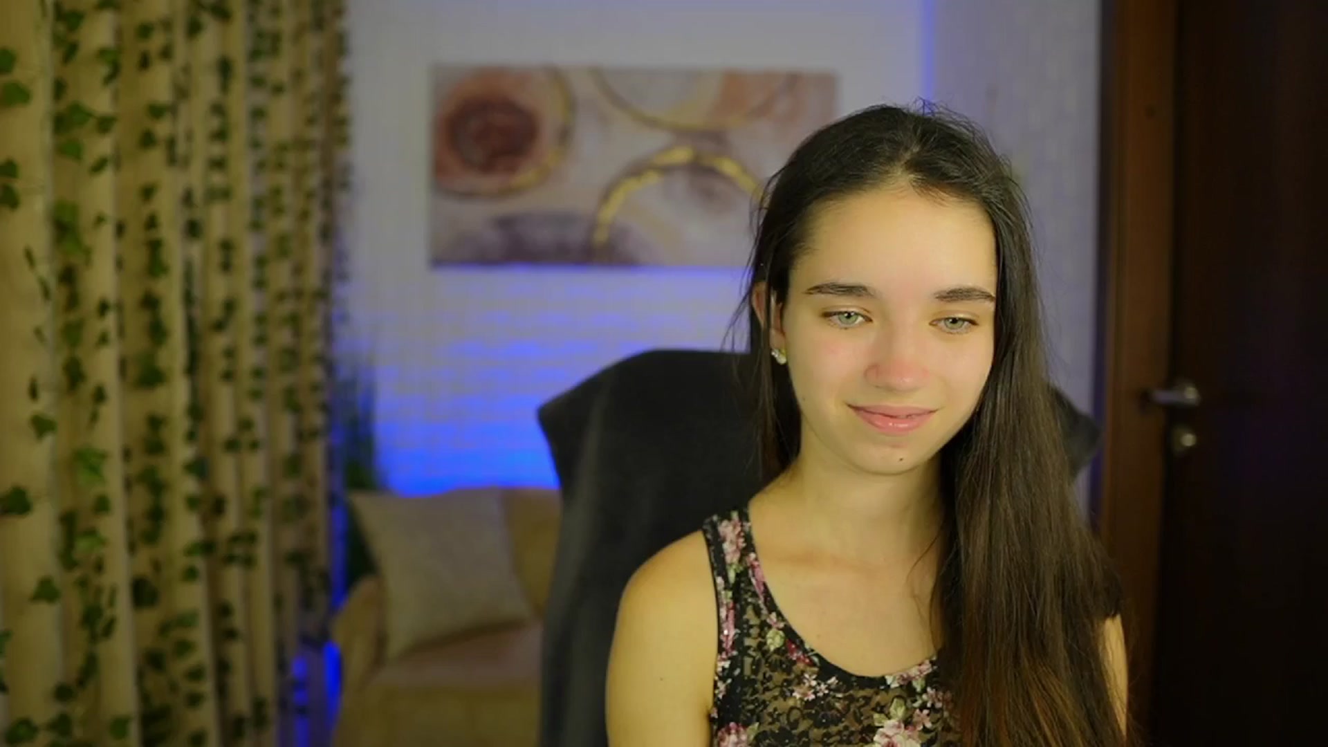 Gallery image thumbnail from Gia_Paige18's myfreecams stream on, 10/27/2024, 17:14 image 7 of 20