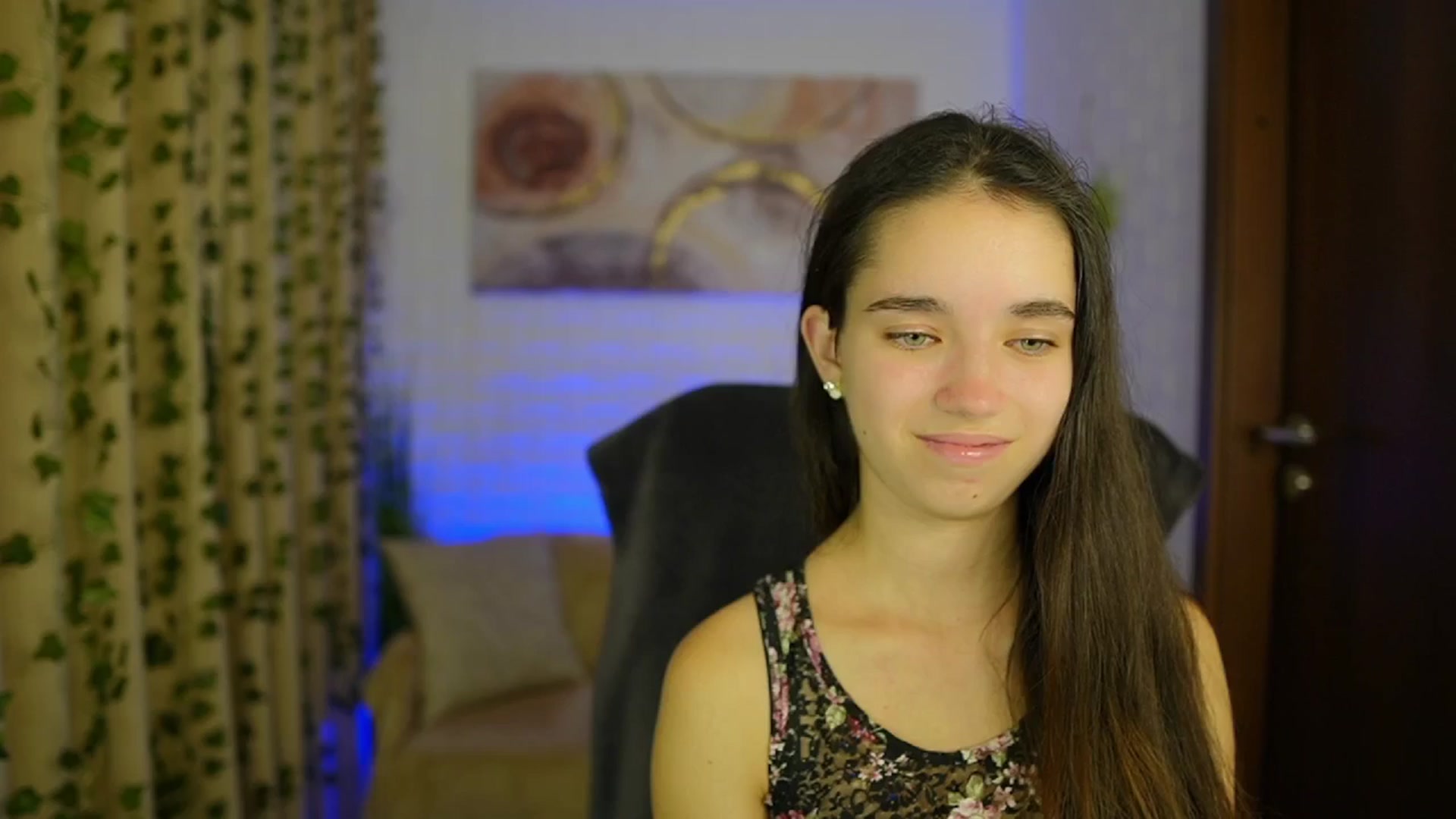 Gallery image thumbnail from Gia_Paige18's myfreecams stream on, 10/27/2024, 17:14 image 9 of 20