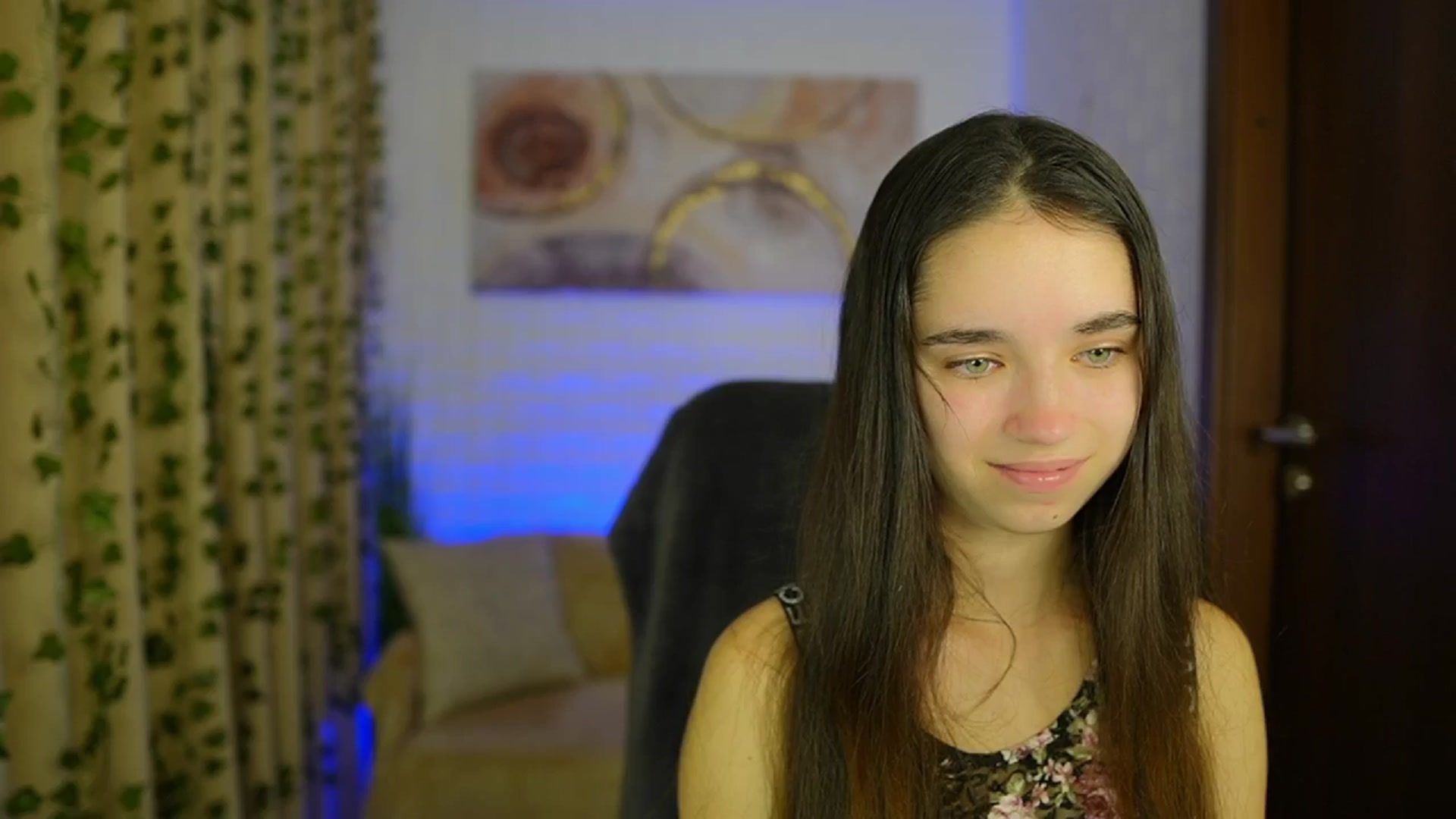 Gallery image thumbnail from Gia_Paige18's myfreecams stream on, 10/27/2024, 18:43 image 5 of 20