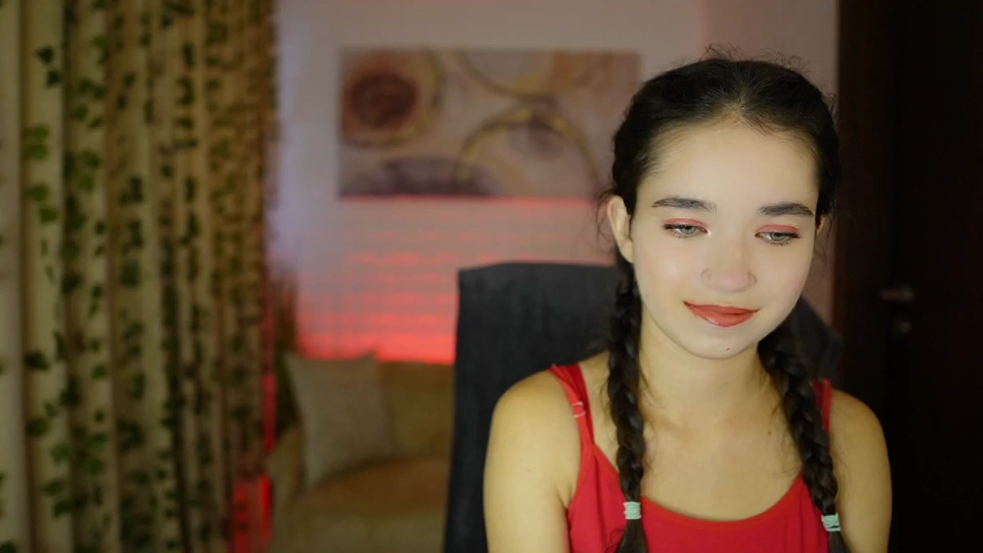 Gallery image thumbnail from Gia_Paige18's myfreecams stream on, 10/30/2024, 10:43 image 1 of 20