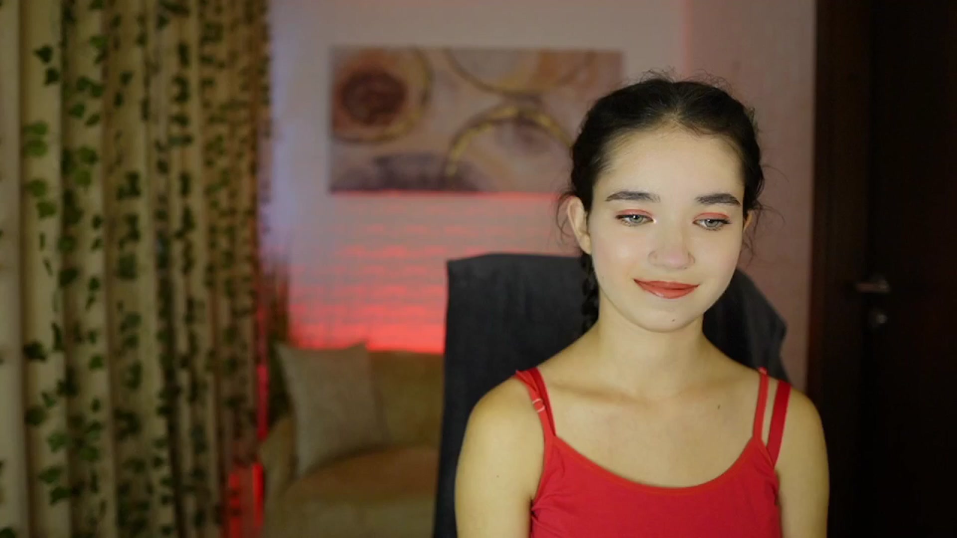 Gallery image thumbnail from Gia_Paige18's myfreecams stream on, 10/30/2024, 10:43 image 12 of 20