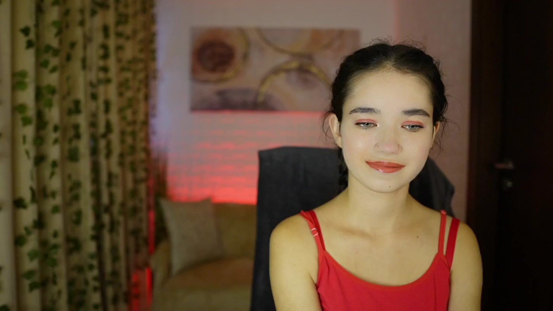 Gallery image thumbnail from Gia_Paige18's myfreecams stream on, 10/30/2024, 10:43 image 14 of 20