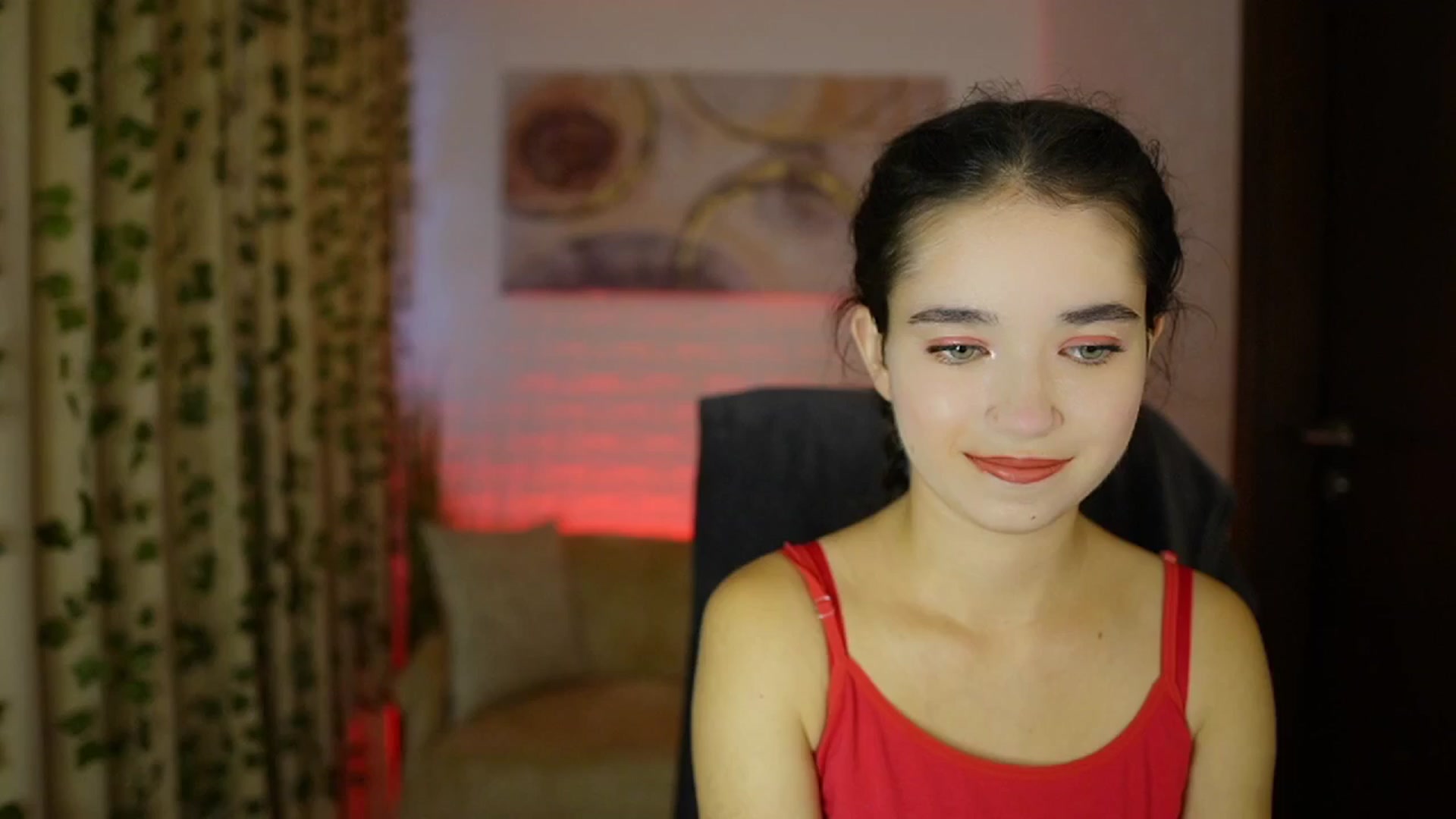 Gallery image thumbnail from Gia_Paige18's myfreecams stream on, 10/30/2024, 10:43 image 8 of 20