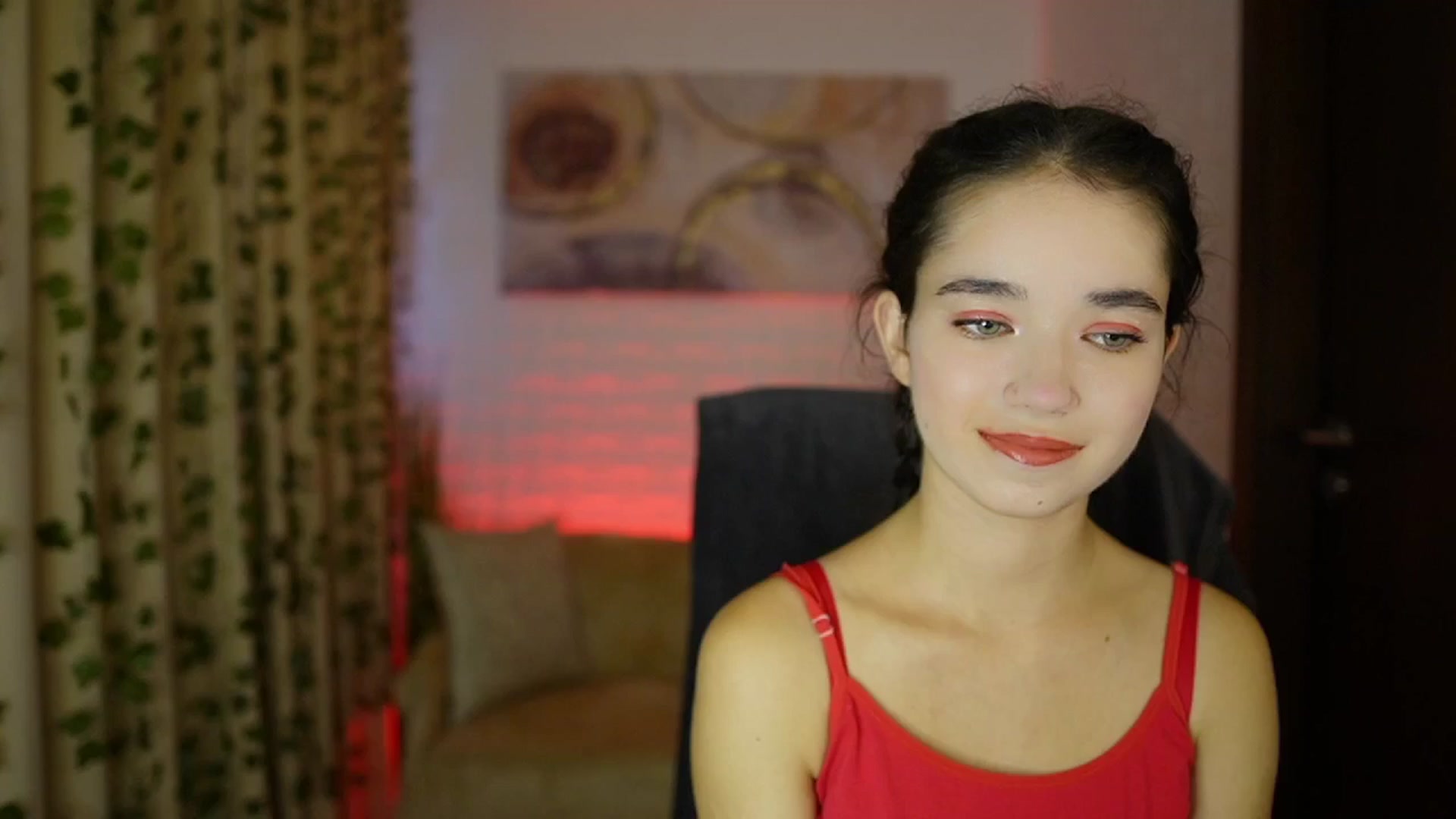 Gallery image thumbnail from Gia_Paige18's myfreecams stream on, 10/30/2024, 10:43 image 6 of 20