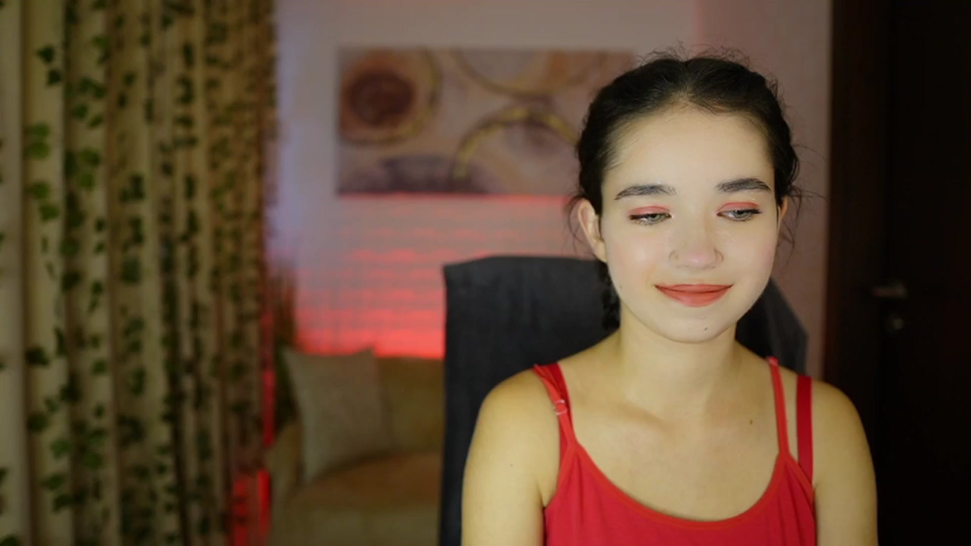 Gallery image thumbnail from Gia_Paige18's myfreecams stream on, 10/30/2024, 13:28 image 4 of 20
