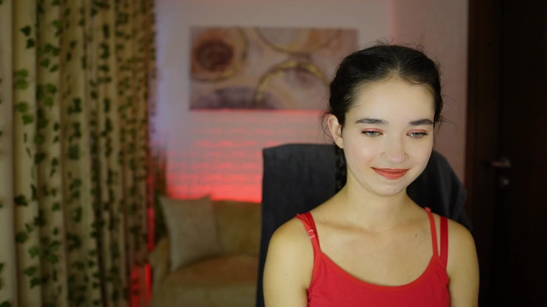 Gallery image thumbnail from Gia_Paige18's myfreecams stream on, 10/30/2024, 13:28 image 12 of 20