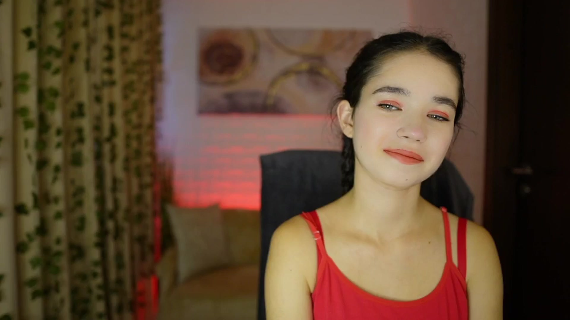 Gallery image thumbnail from Gia_Paige18's myfreecams stream on, 10/30/2024, 13:28 image 3 of 20