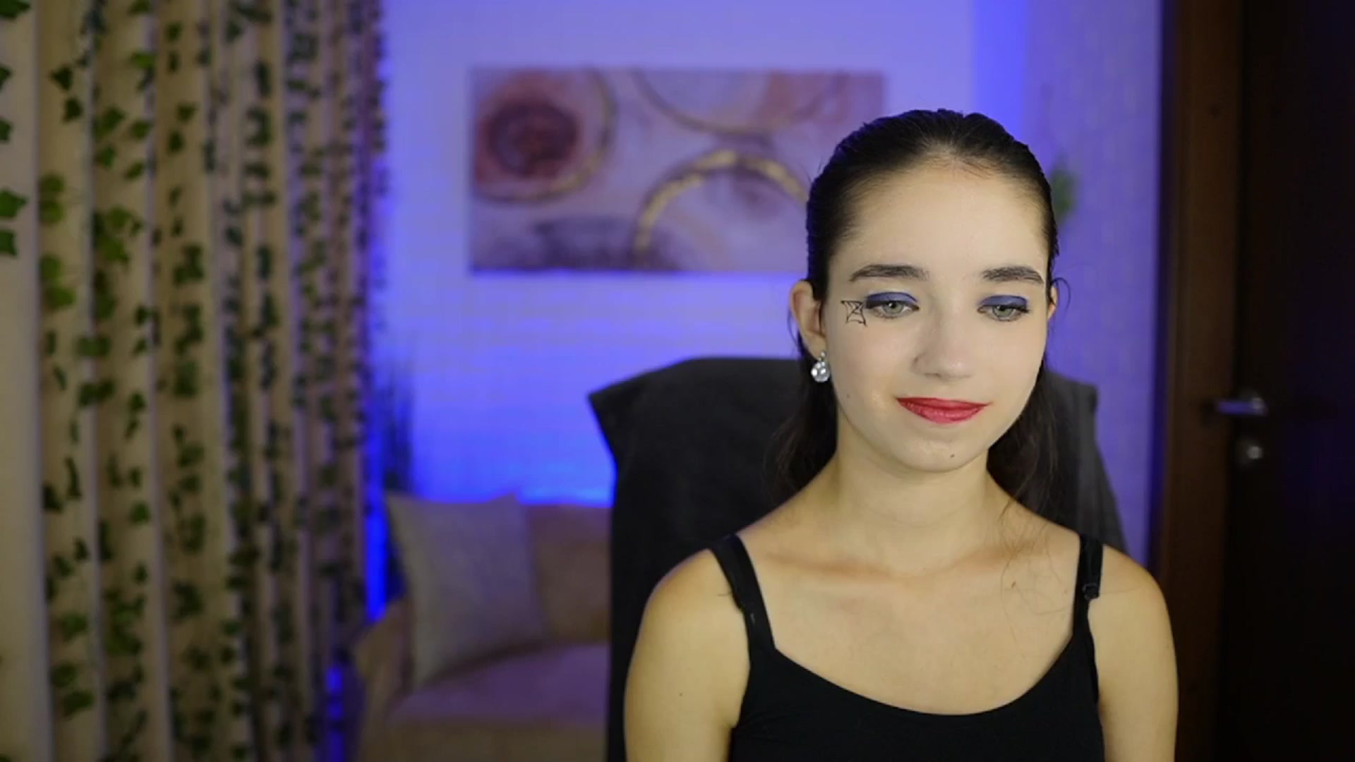 Gallery image thumbnail from Gia_Paige18's myfreecams stream on, 10/31/2024, 11:03 image 19 of 20