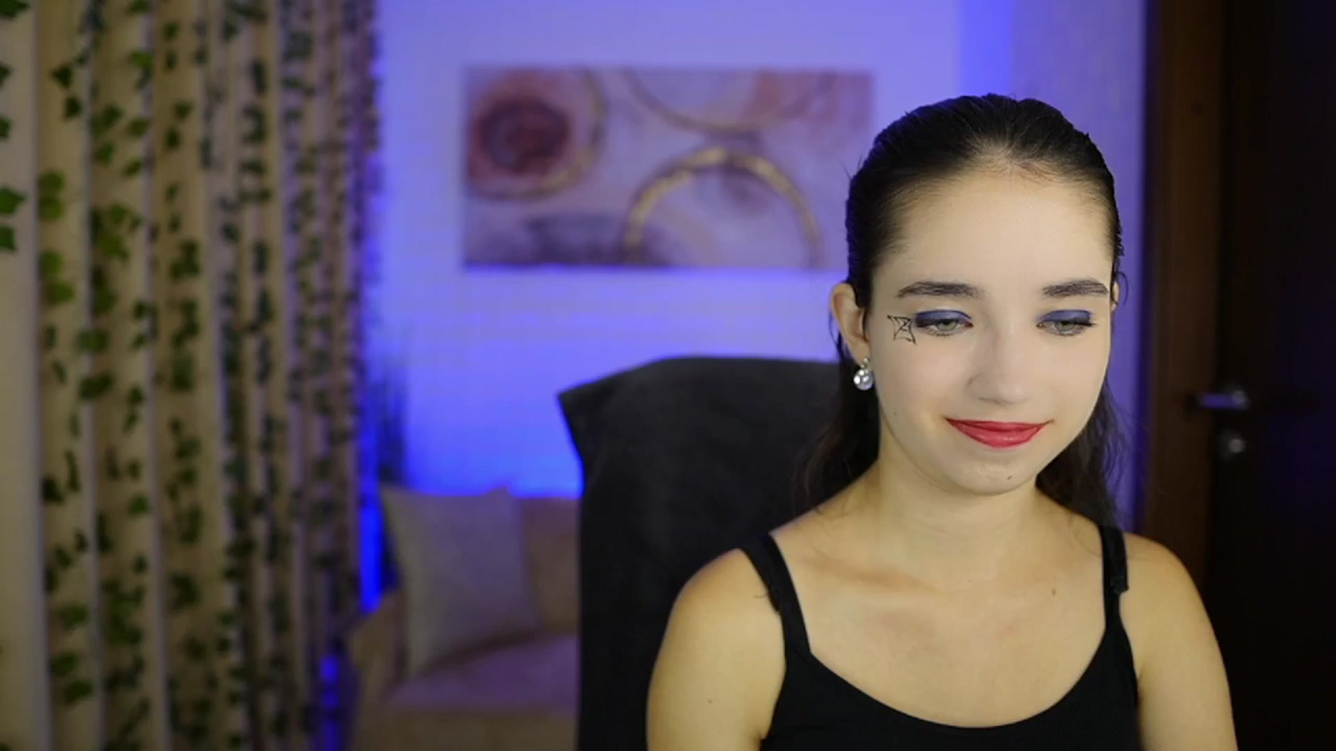 Gallery image thumbnail from Gia_Paige18's myfreecams stream on, 10/31/2024, 11:03 image 1 of 20