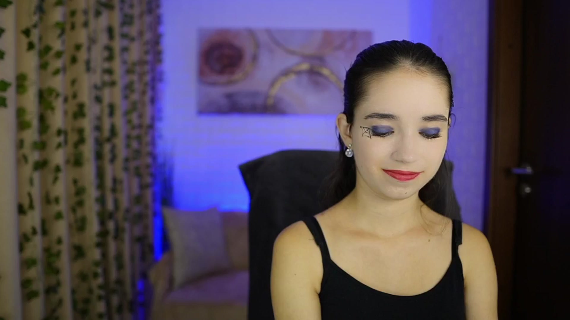 Gallery image thumbnail from Gia_Paige18's myfreecams stream on, 10/31/2024, 11:03 image 7 of 20