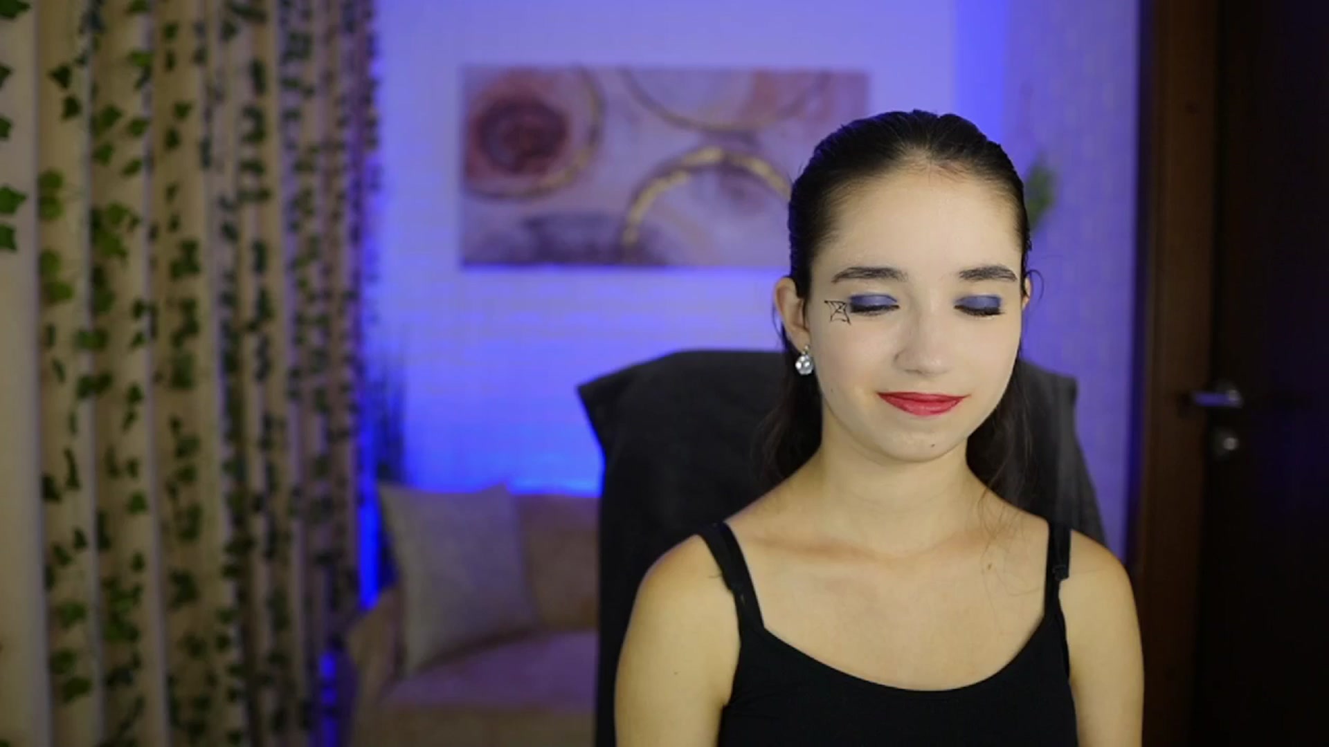 Gallery image thumbnail from Gia_Paige18's myfreecams stream on, 10/31/2024, 11:03 image 20 of 20
