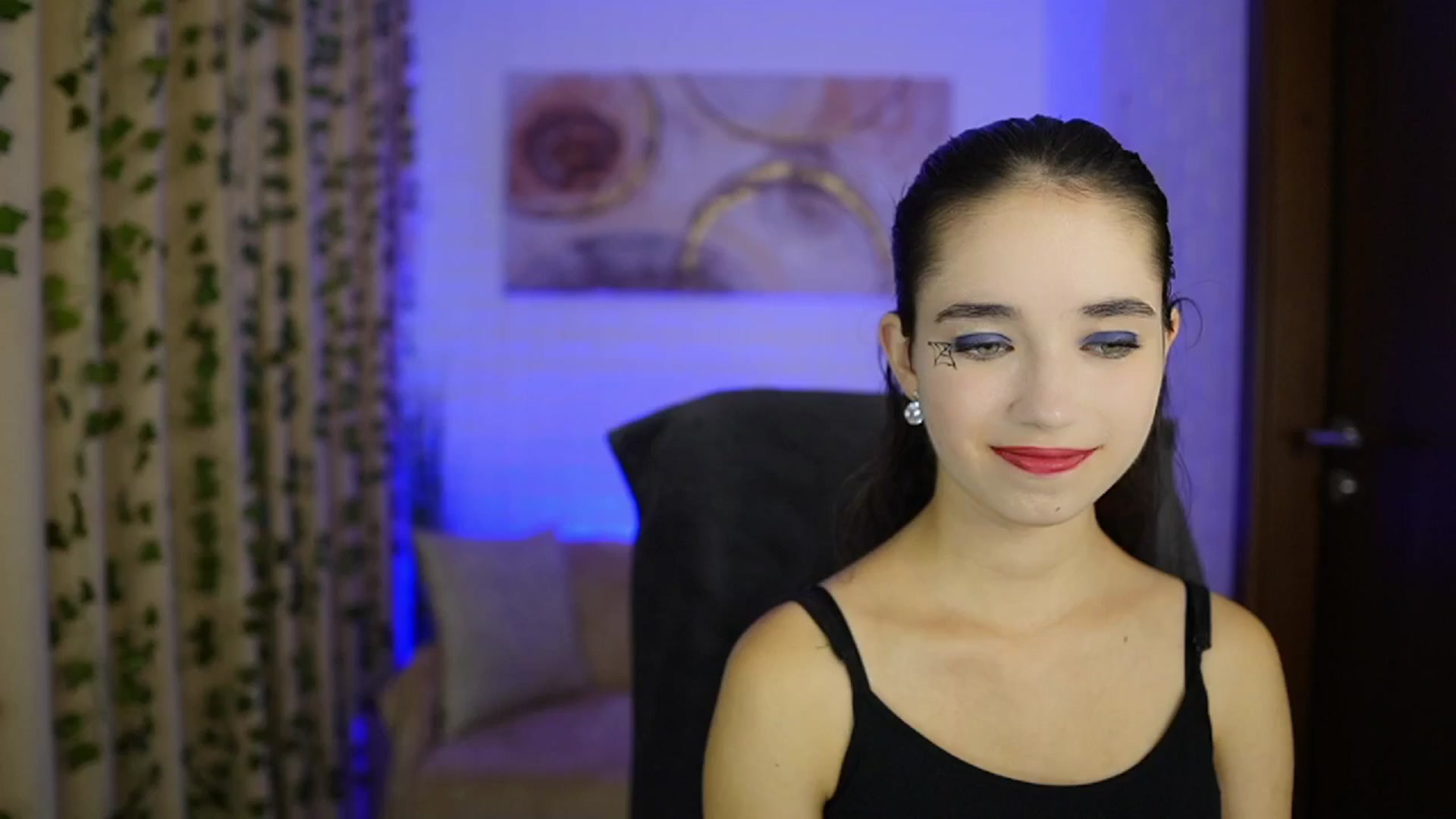 Gallery image thumbnail from Gia_Paige18's myfreecams stream on, 10/31/2024, 12:35 image 3 of 20
