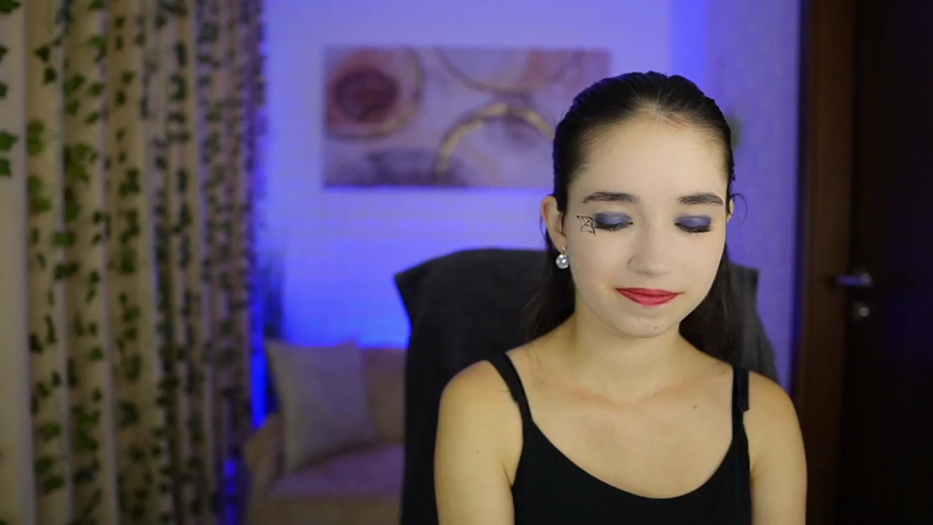 Gallery image thumbnail from Gia_Paige18's myfreecams stream on, 10/31/2024, 12:35 image 1 of 20