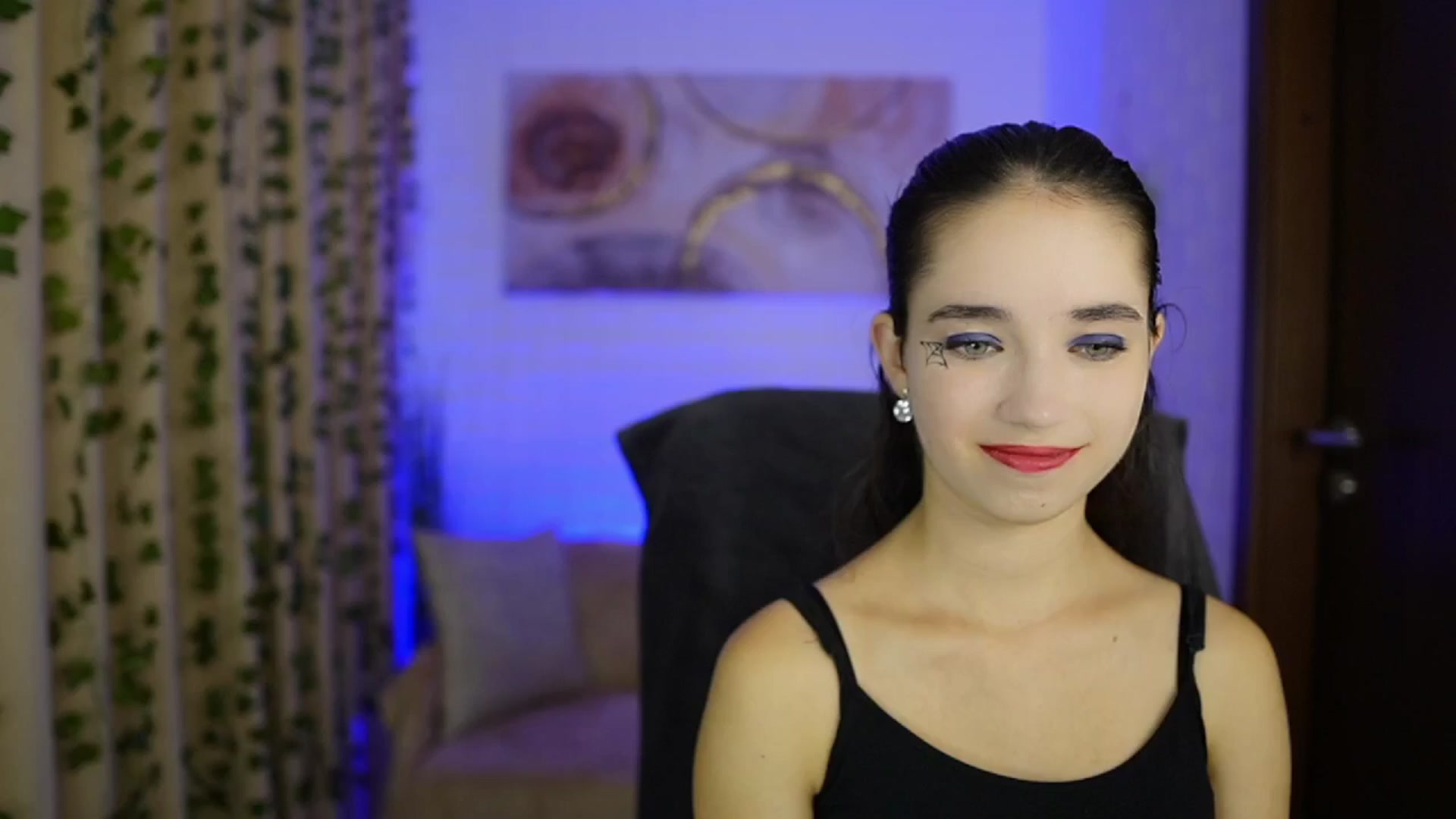 Gallery image thumbnail from Gia_Paige18's myfreecams stream on, 10/31/2024, 12:35 image 5 of 20