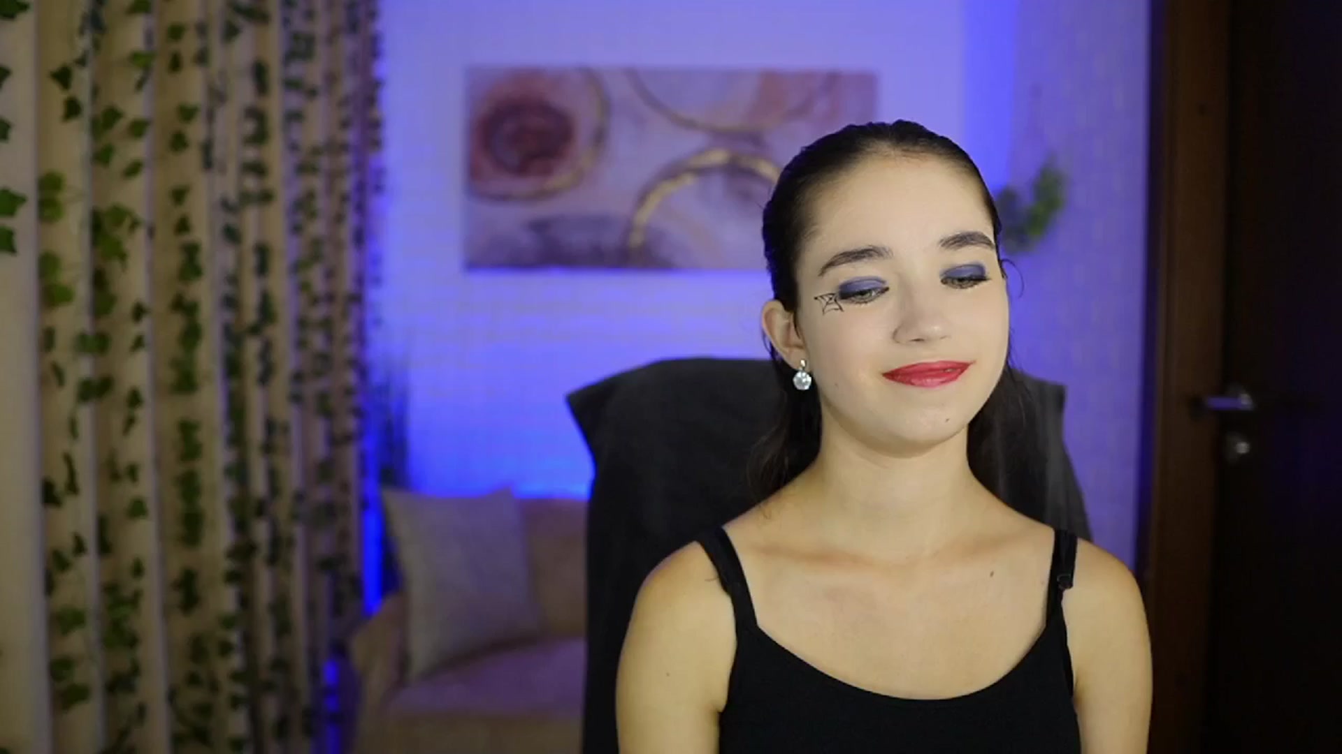Gallery image thumbnail from Gia_Paige18's myfreecams stream on, 10/31/2024, 12:35 image 8 of 20