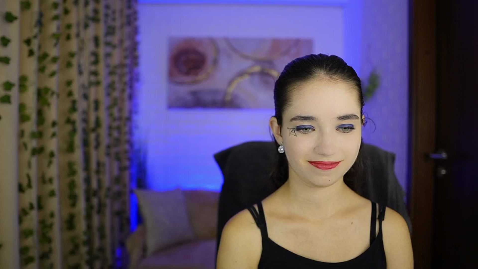 Gallery image thumbnail from Gia_Paige18's myfreecams stream on, 10/31/2024, 13:20 image 20 of 20
