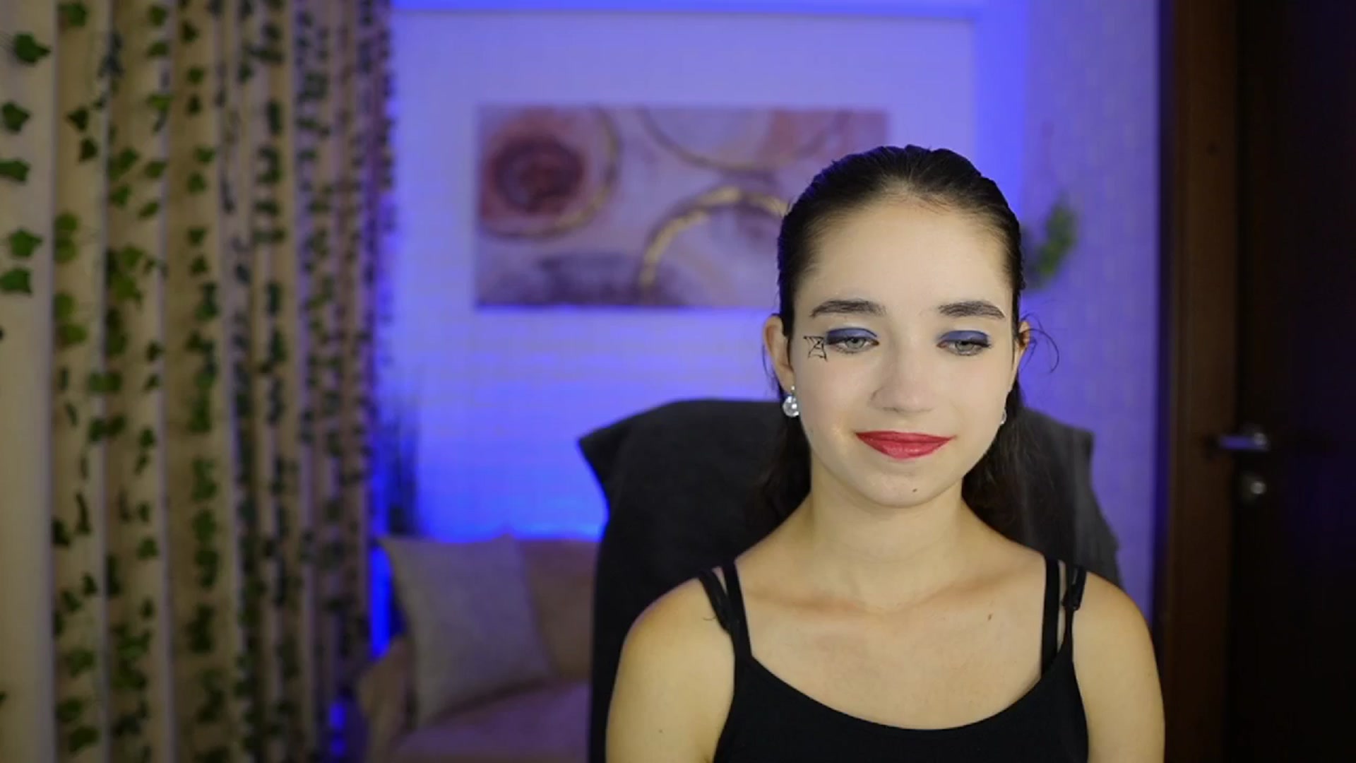 Gallery image thumbnail from Gia_Paige18's myfreecams stream on, 10/31/2024, 13:20 image 7 of 20