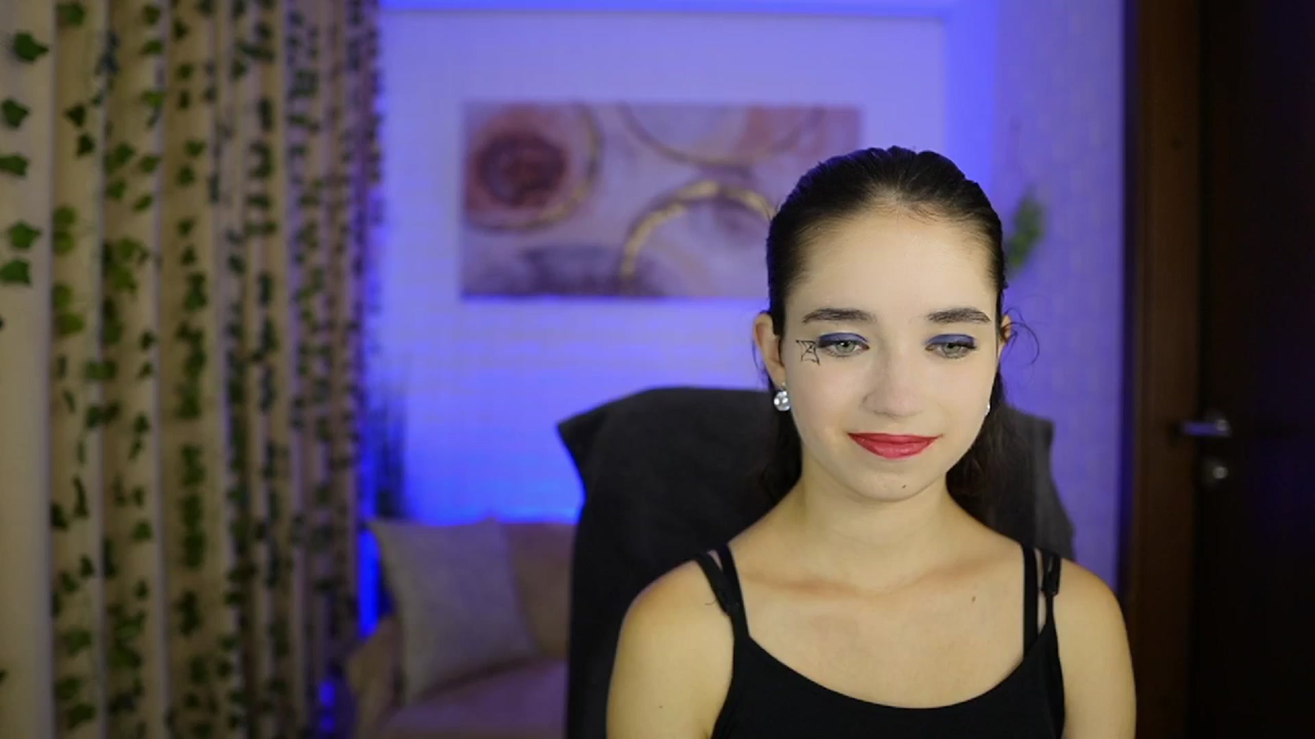 Gallery image thumbnail from Gia_Paige18's myfreecams stream on, 10/31/2024, 13:20 image 5 of 20