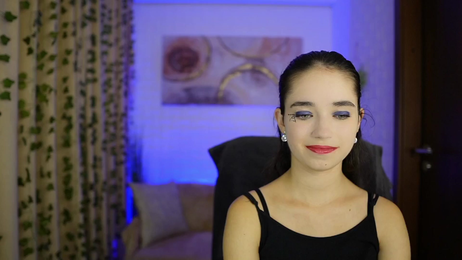 Gallery image thumbnail from Gia_Paige18's myfreecams stream on, 10/31/2024, 13:48 image 5 of 20
