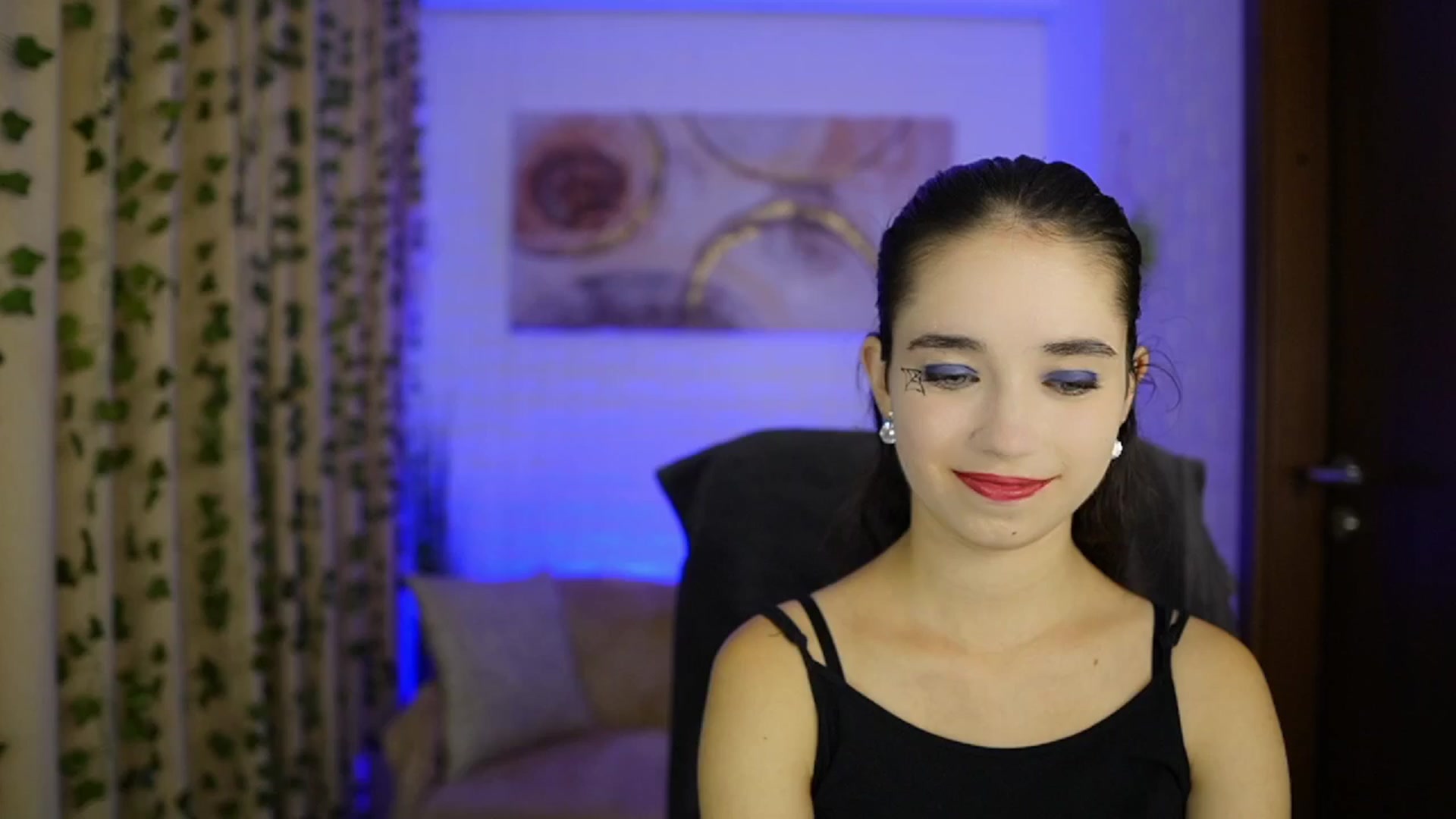 Gallery image thumbnail from Gia_Paige18's myfreecams stream on, 10/31/2024, 13:48 image 3 of 20