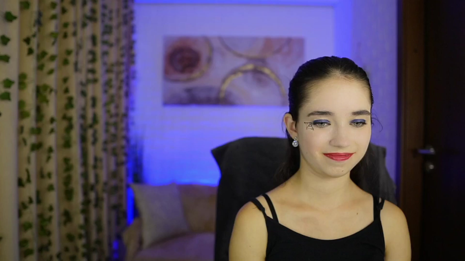 Gallery image thumbnail from Gia_Paige18's myfreecams stream on, 10/31/2024, 13:48 image 19 of 20