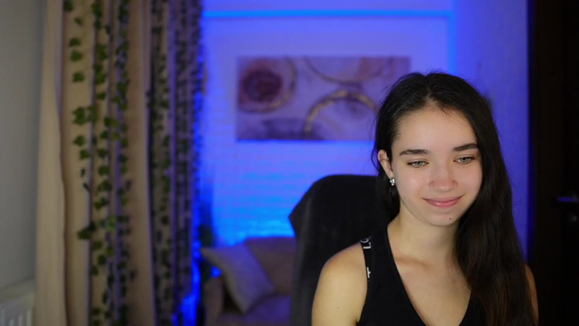 Gallery image thumbnail from Gia_Paige18's myfreecams stream on, 11/03/2024, 18:54 image 2 of 20