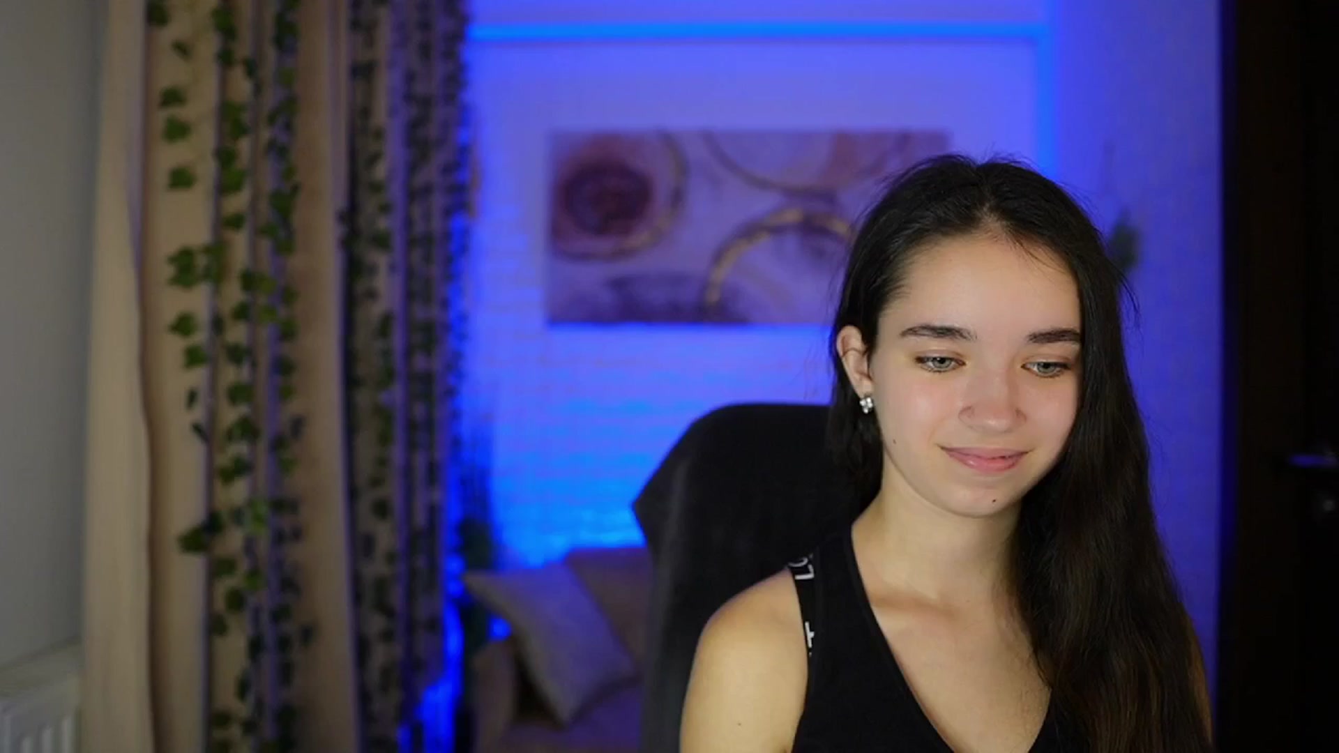 Gallery image thumbnail from Gia_Paige18's myfreecams stream on, 11/03/2024, 18:54 image 6 of 20